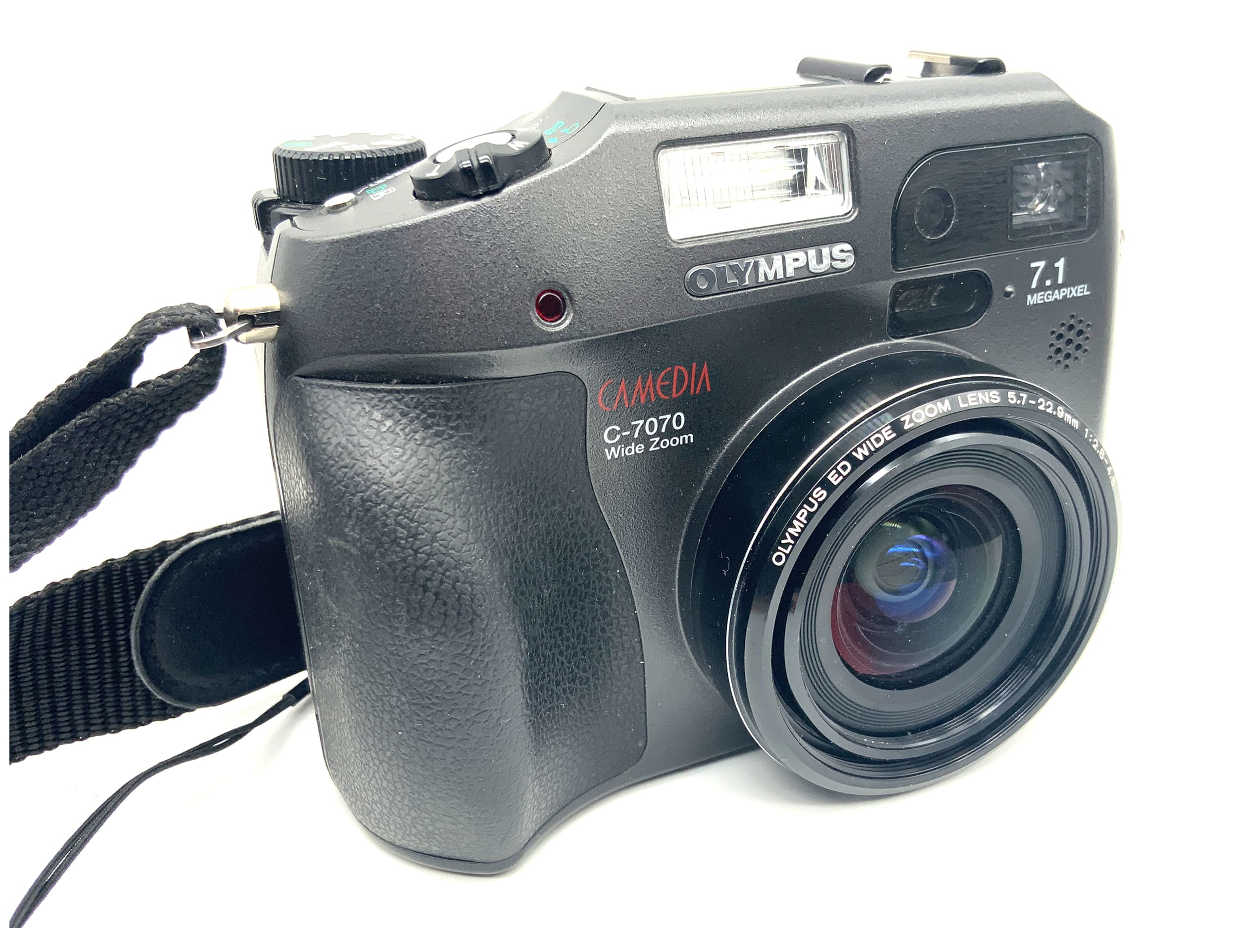 Olympus Camedia C-7070 Wide Zoom Digitalkamera mit 5.7-22.9mm 1:2.8-4.8