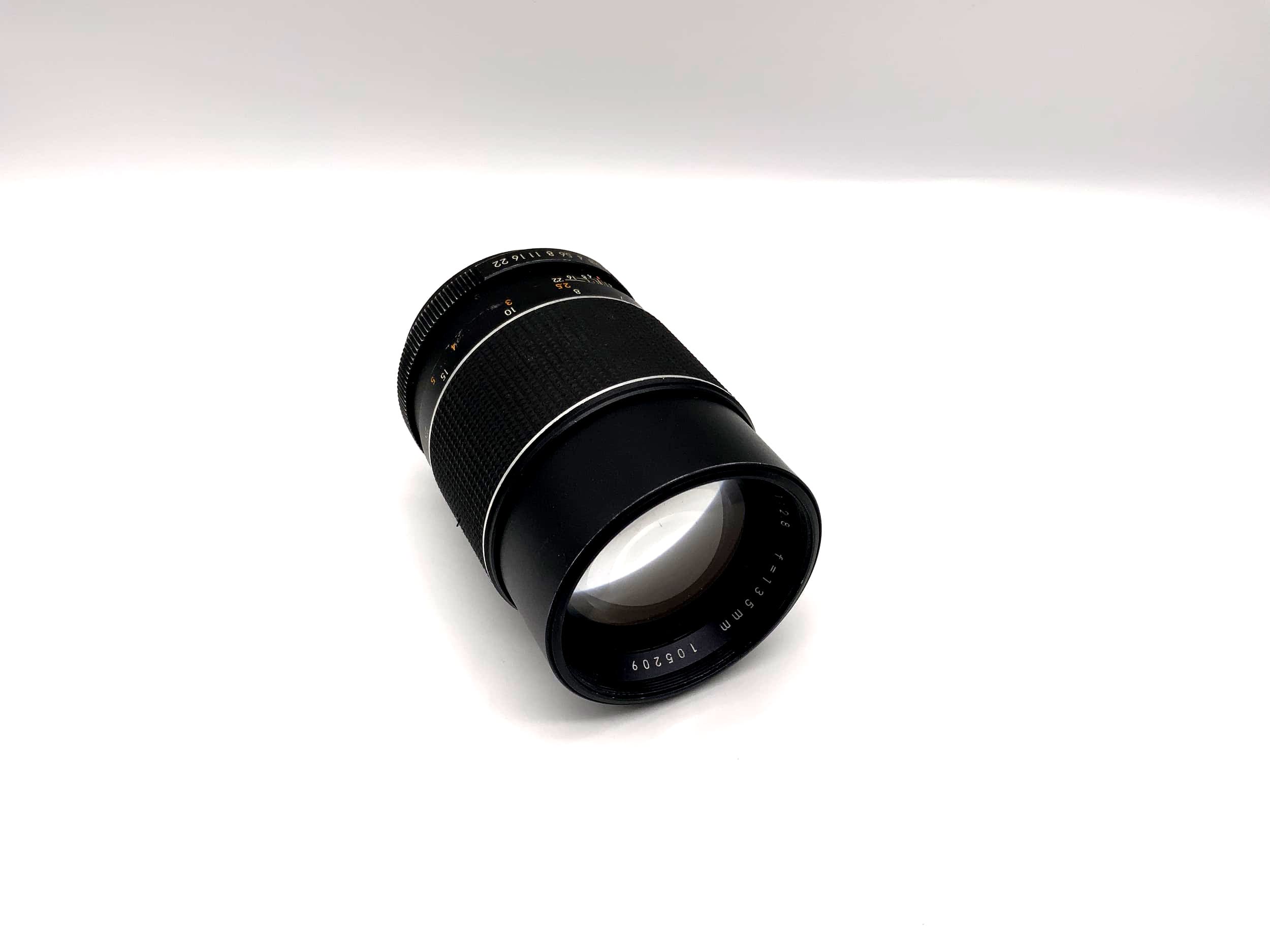 Chinon 135mm 1:2,8 Objektiv Kamera Camera Lens (M42)