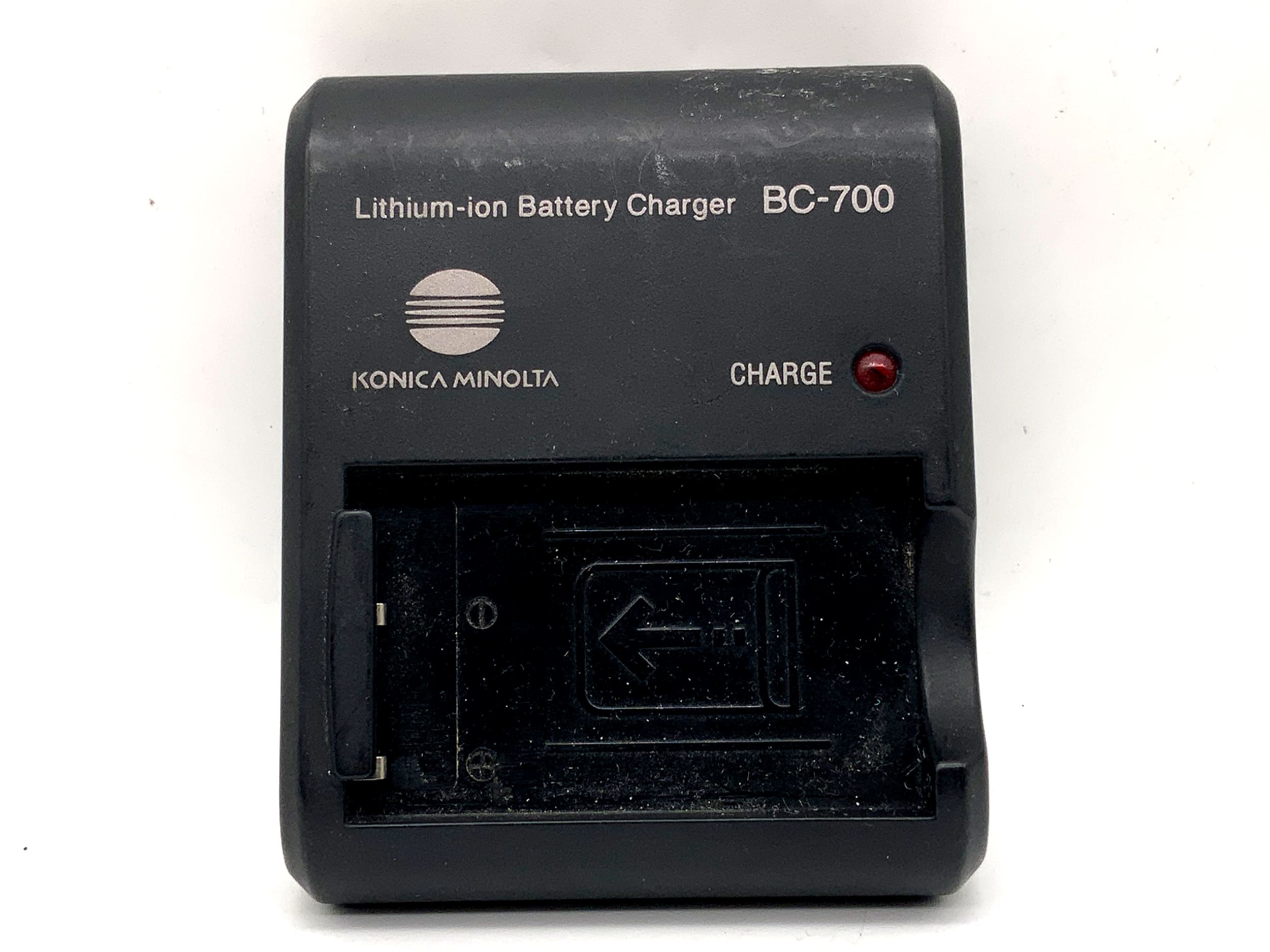 Minolta BC-700 Ladegerät NP-200 Battery Charger Power Adaptor