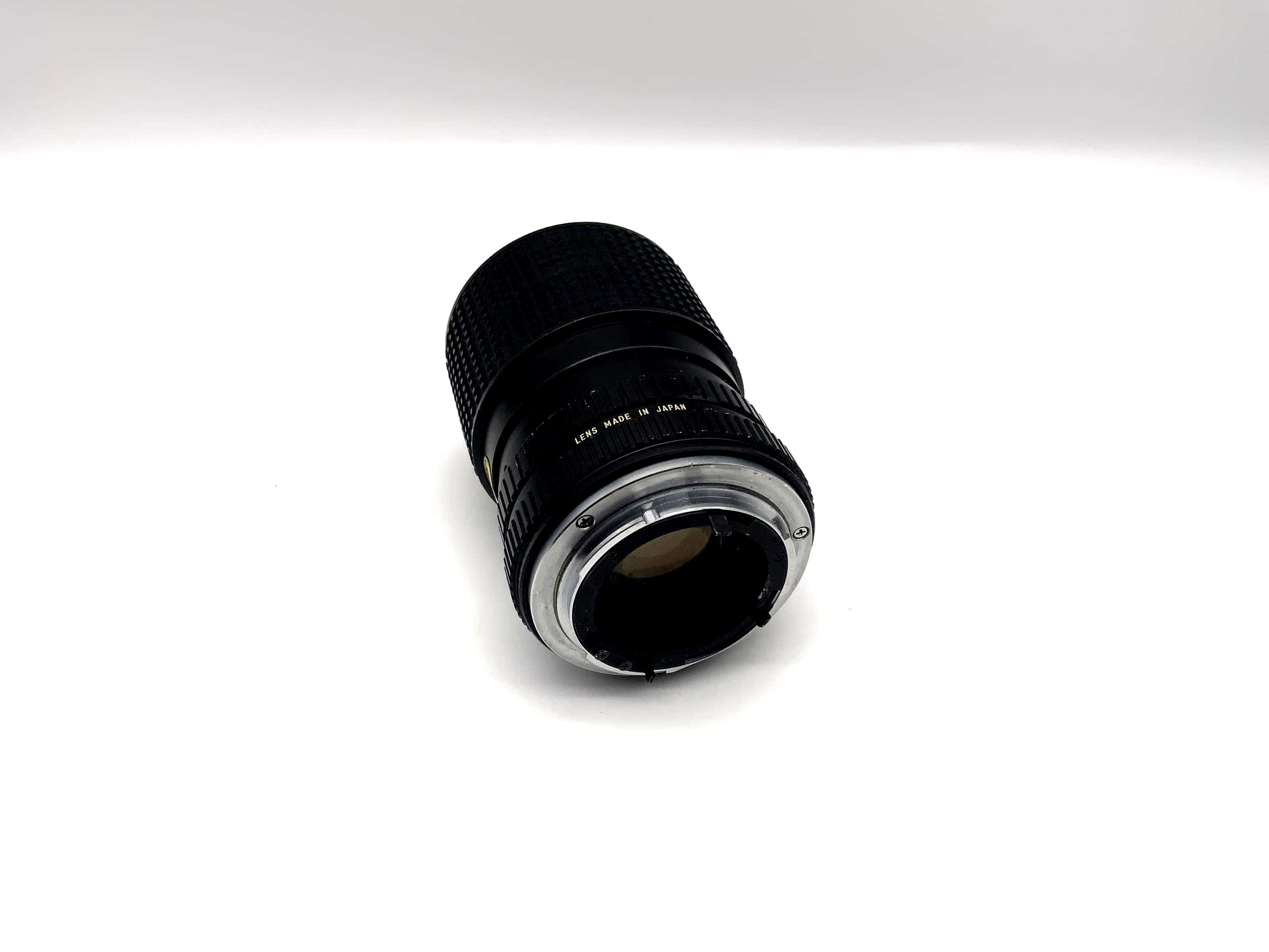 Tokina 35-105mm 1:3.5-4.3 Objektiv RMC Kamera Camera Lens (Yashica/Contax)