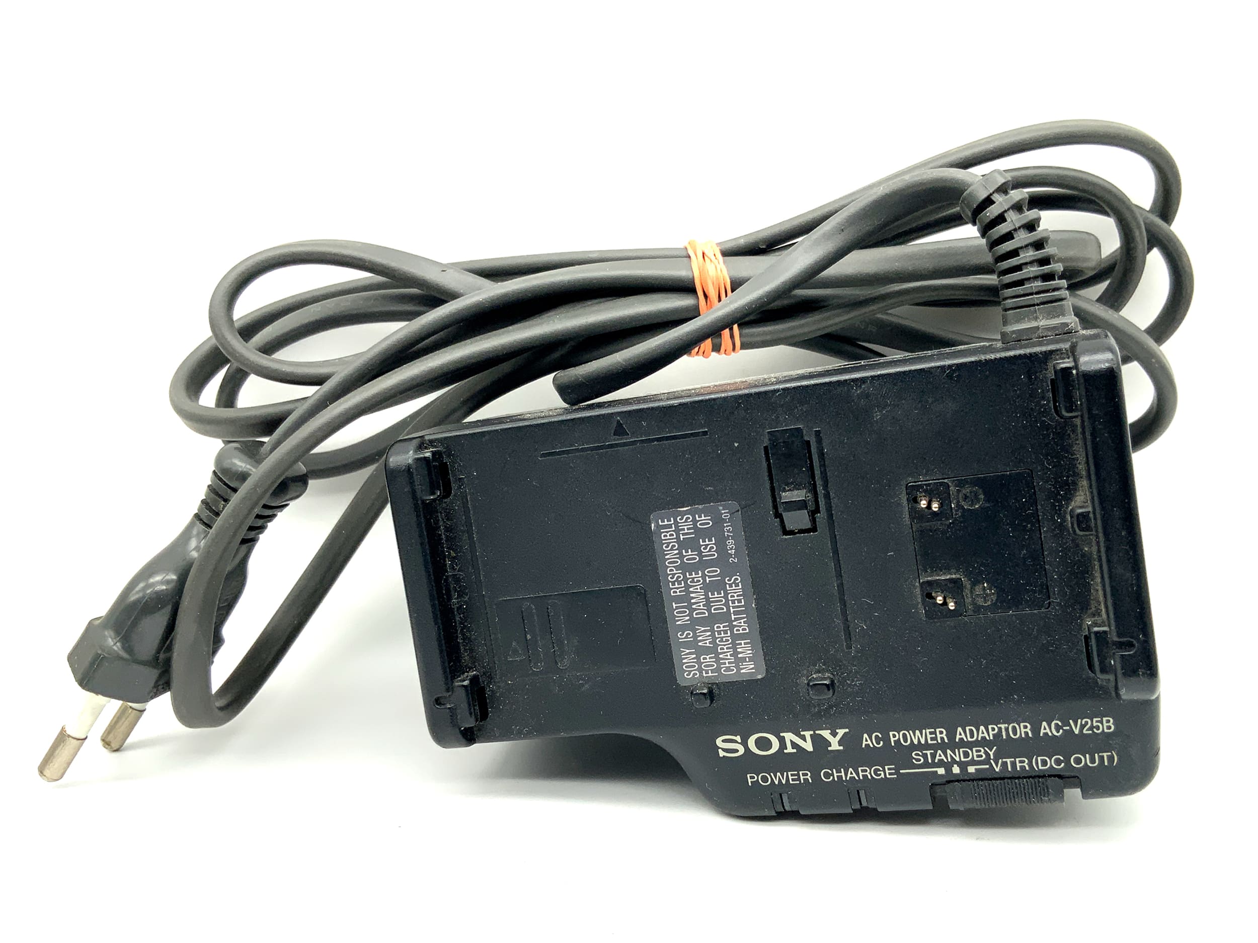 Sony AC-V25B Ladegerät NP-55H|NP-60D|NP-66H|NP-77H|NP-80|NP-80D Battery Charger