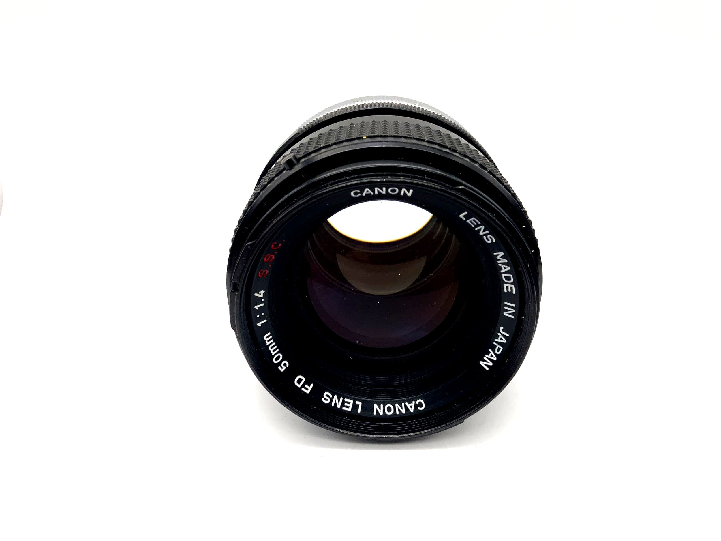 Canon 50mm 1:1.4 Objektiv Lens FD S.S.C. Camera Lens (Canon FD) Text lesen