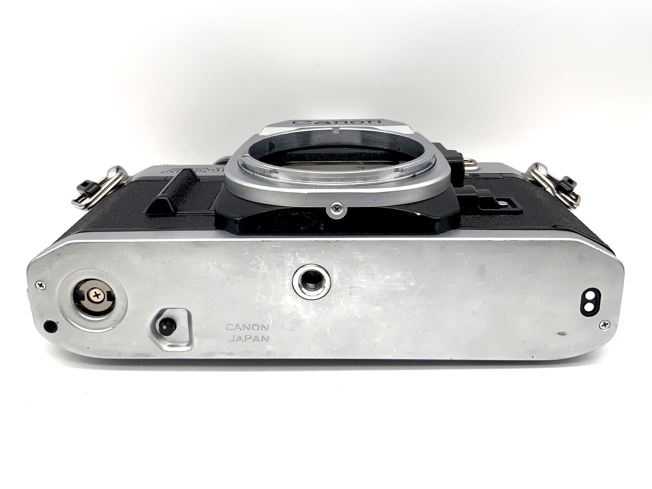 Canon AE-1 35mm Spiegelreflexkamera SLR Body Gehäuse (Canon FD) !Beli defekt!