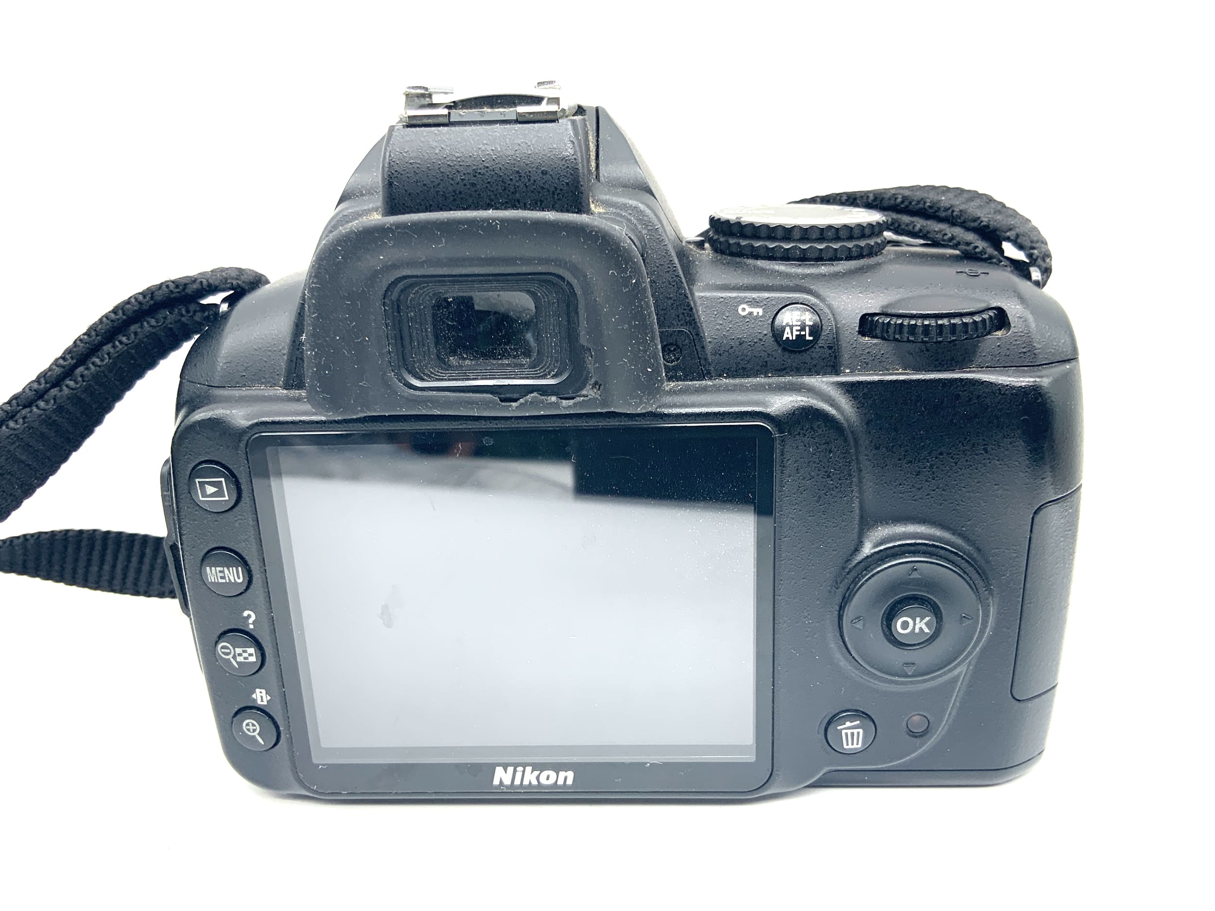 Nikon D3000 DSLR Spiegelreflexkamera Body Gehäuse (Nikon AF)