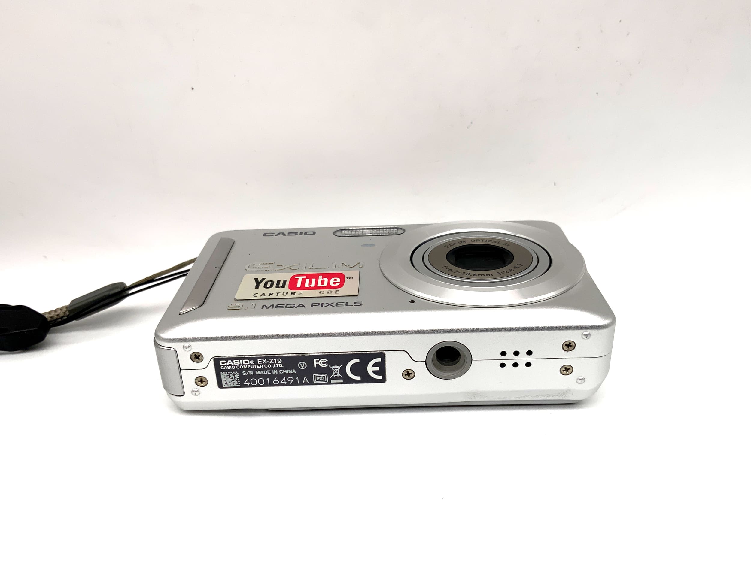 Casio EX-Z19 Digitale Kompaktkamera mit 6.2-18.6mm 9.1 Megapixel