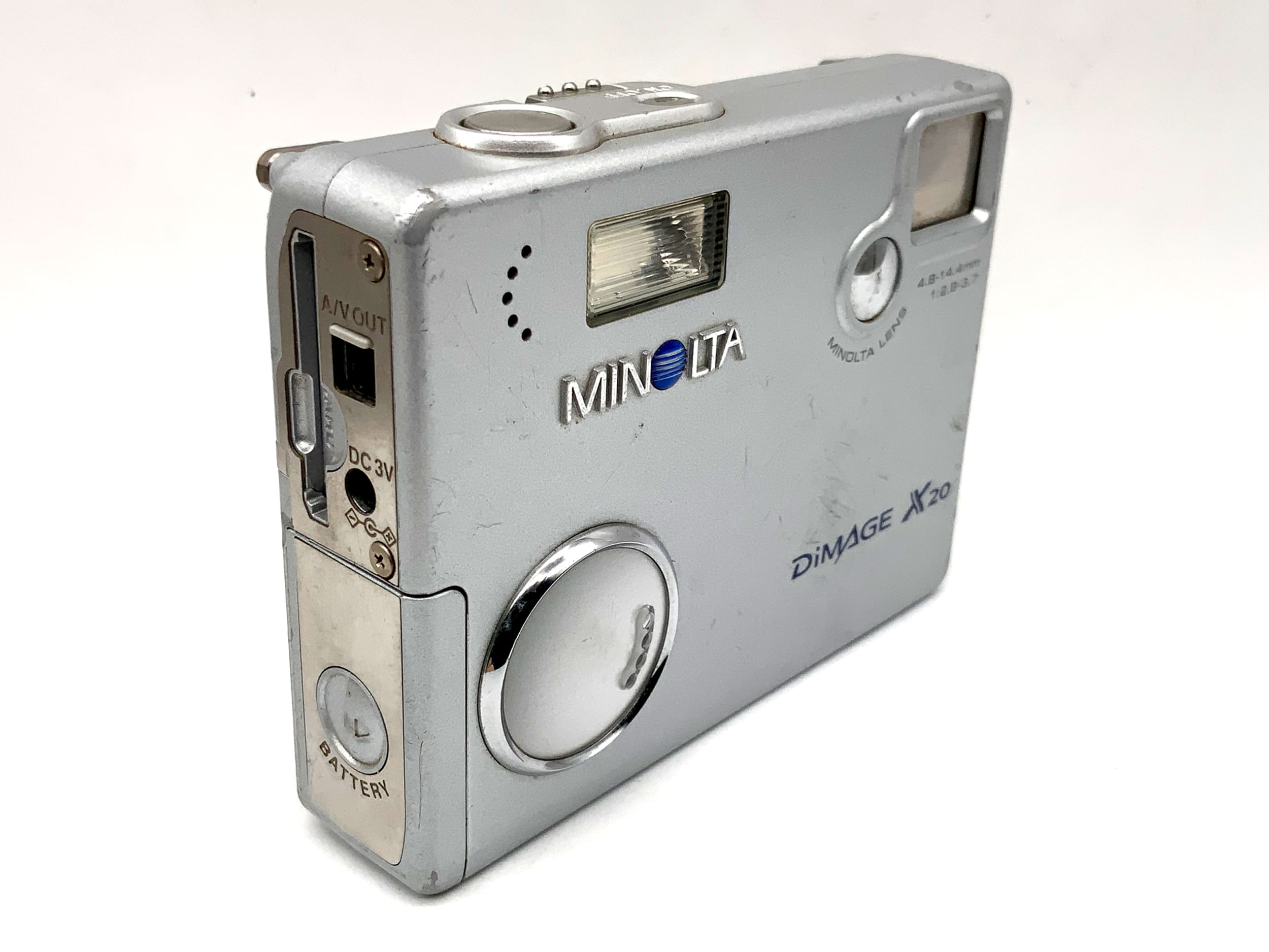 Konica Minolta Dimage X20 Digitale Kompaktkamera mit 4.8-14.4mm 1:2.8-3.7