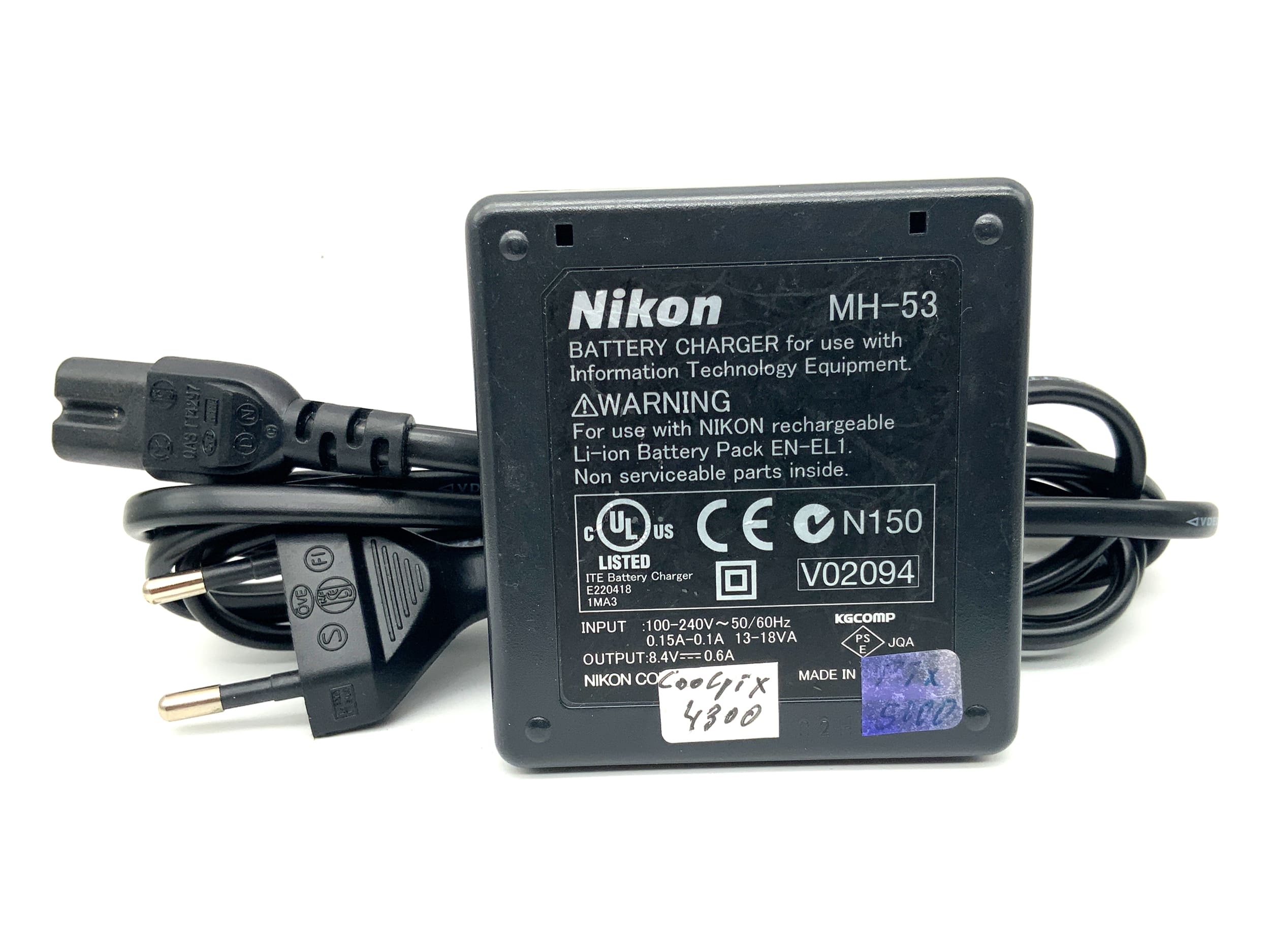 Nikon Coolpix 5000 Digitale Kompaktkamera mit Zoom Nikkor 7.1-21.4mm 1:2.8-4.8