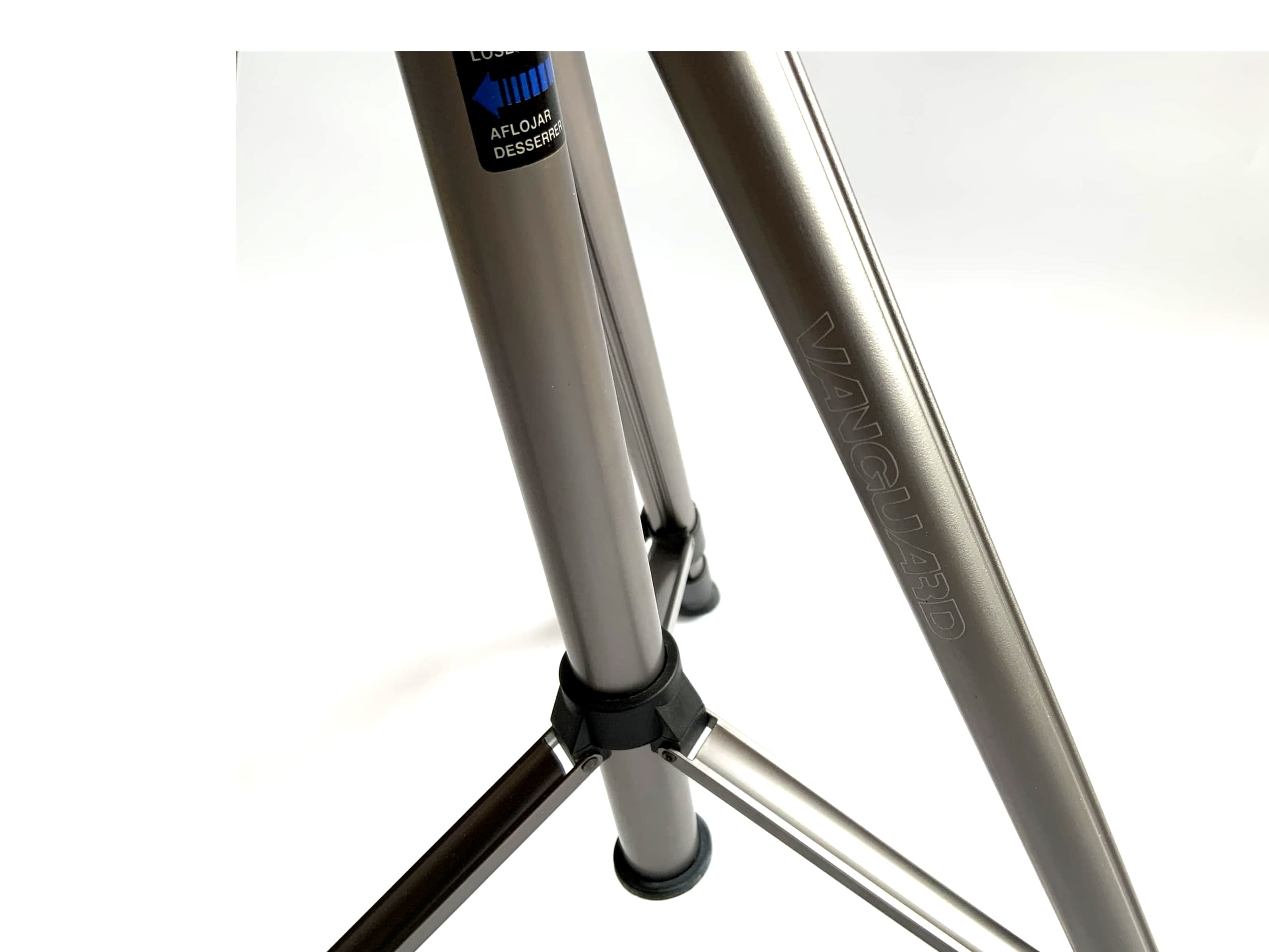 Vanguard PT-168-G Stativ Tripod 3-Bein Fotostativ Kamerastativ