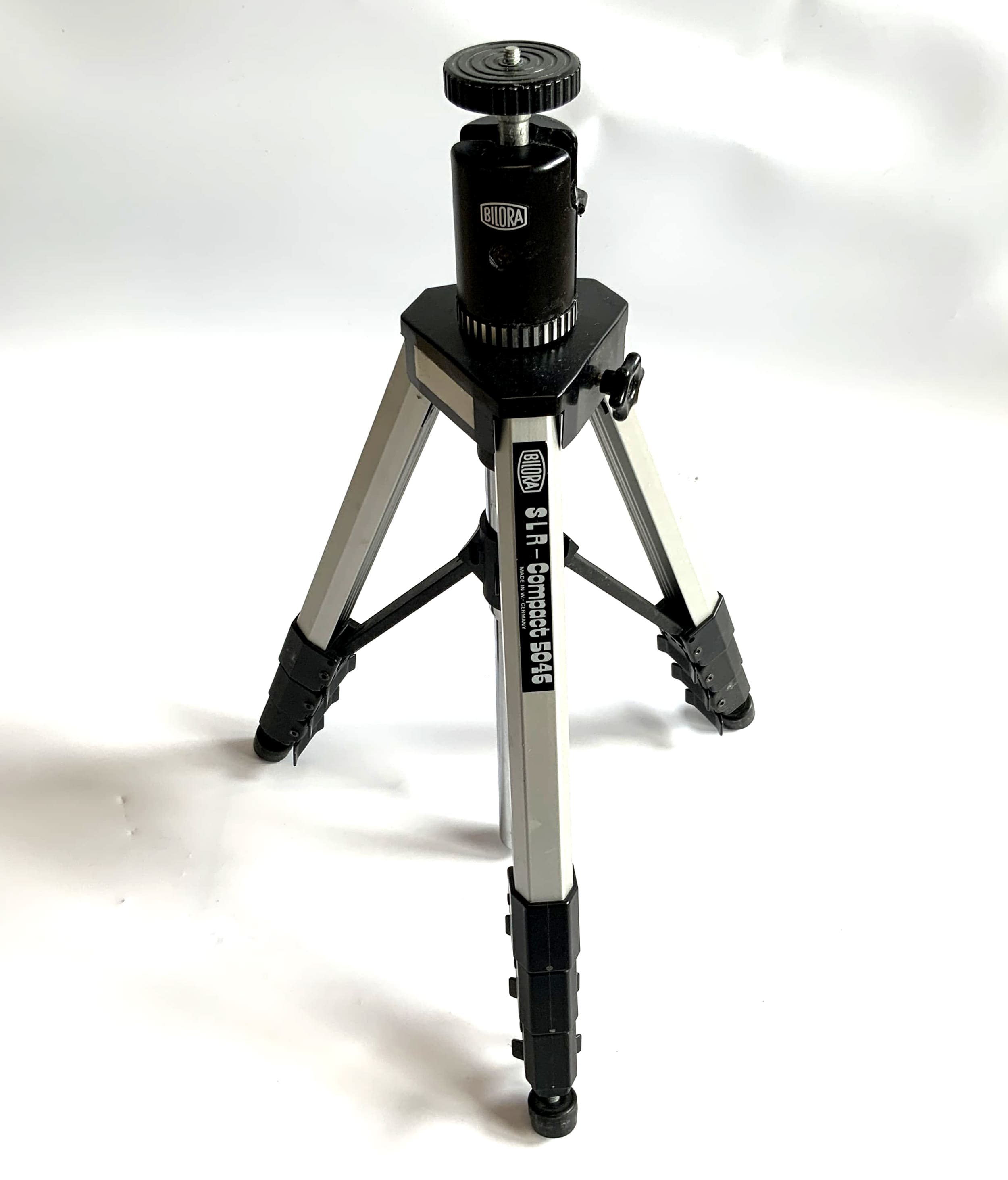 Bilora SLR Compact 5046 Stativ Tripod 3-Bein Fotostativ Kamerastativ