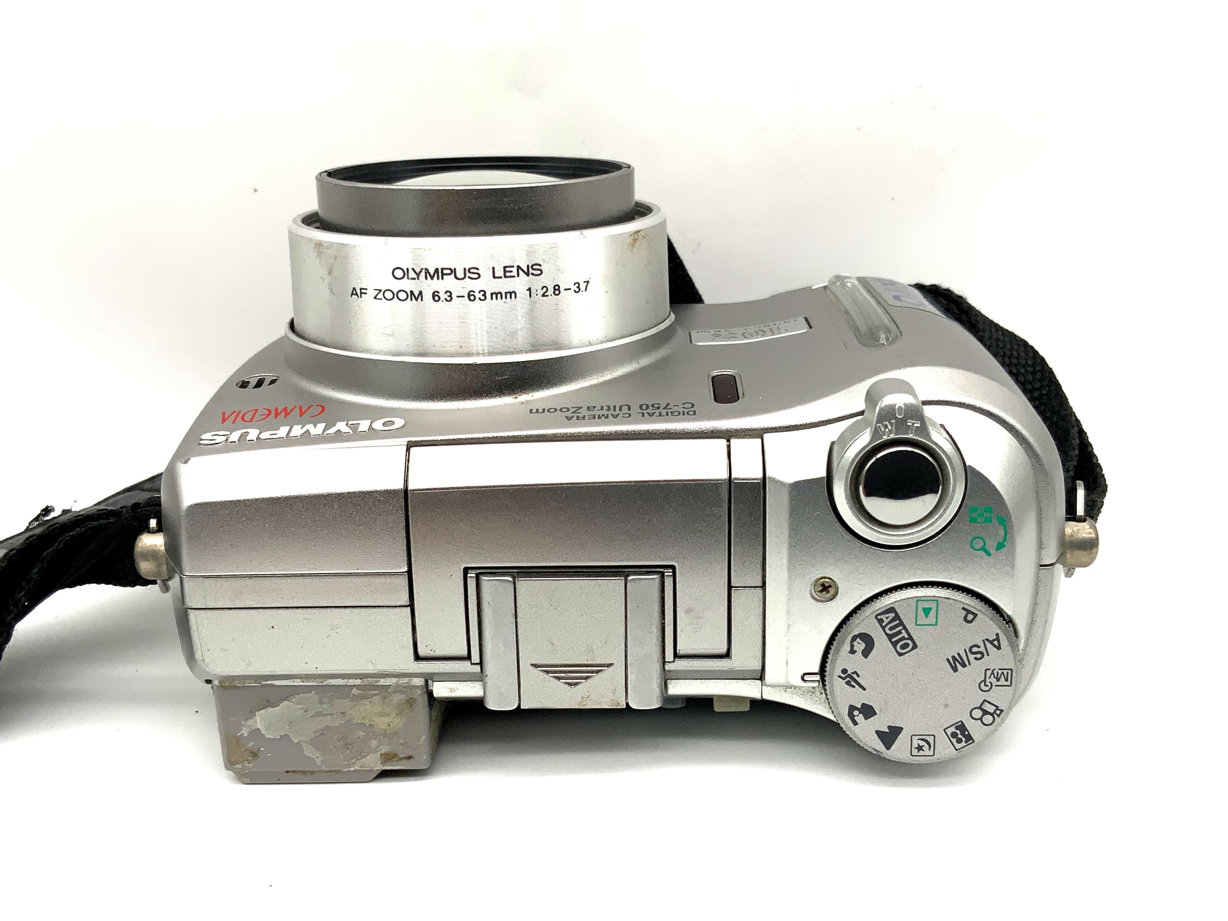 Olympus C-750 Ultra Zoom Digitale Kompaktkamera mit AF Zoom 6.3-63mm 1:2.8-3.7