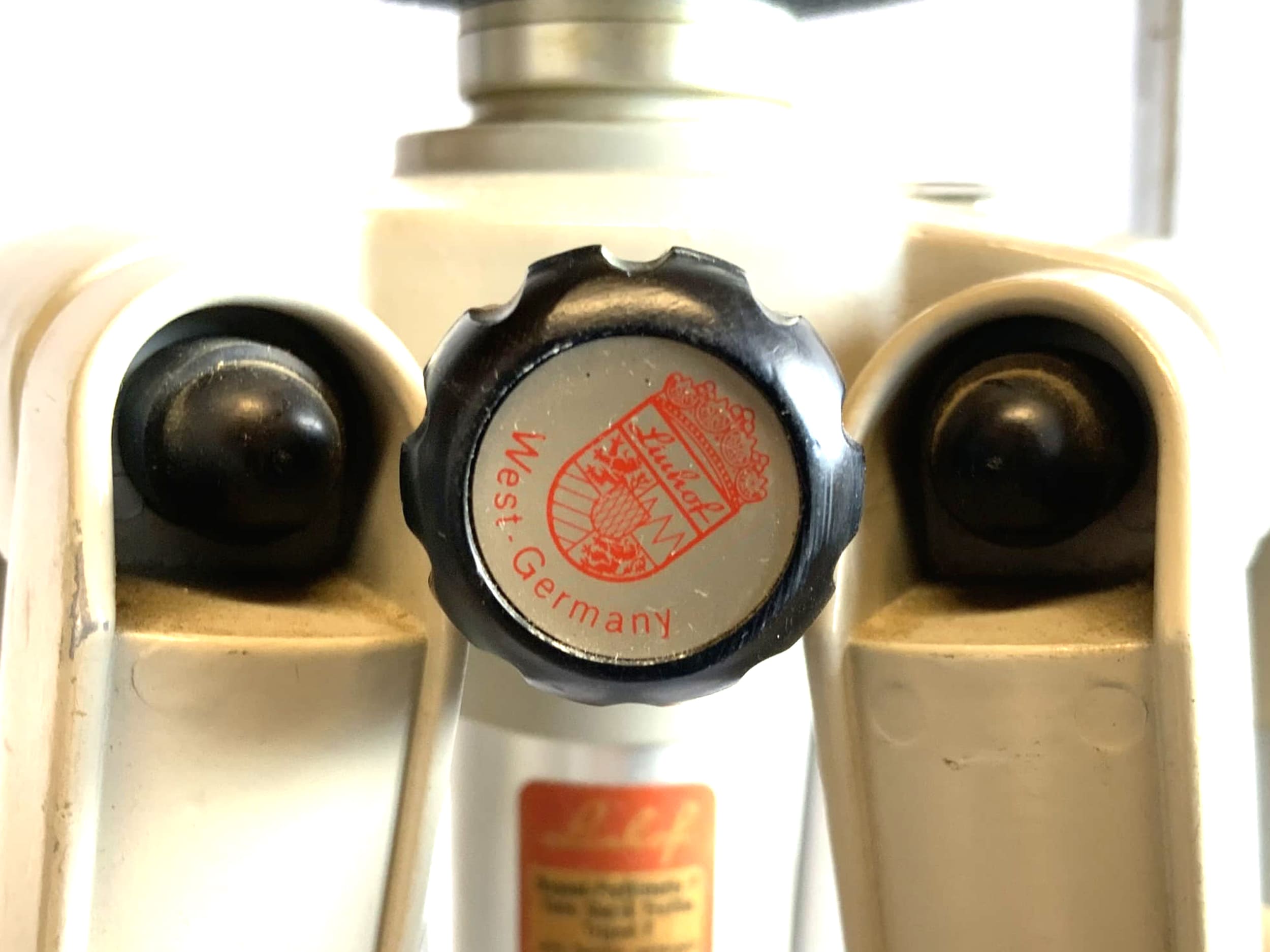 Linhof Doppel Profil Stativ Tripod 3-Bein Fotostativ Kamerastativ Tripod P