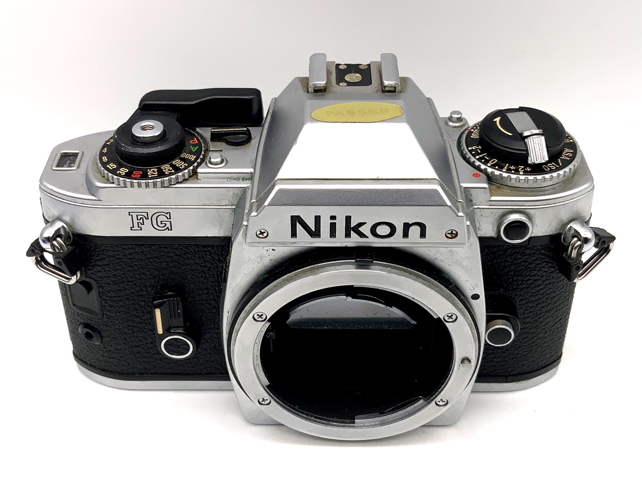 Nikon FG 35mm Spiegelreflexkamera SLR analog Body Gehäuse (Nikon F)