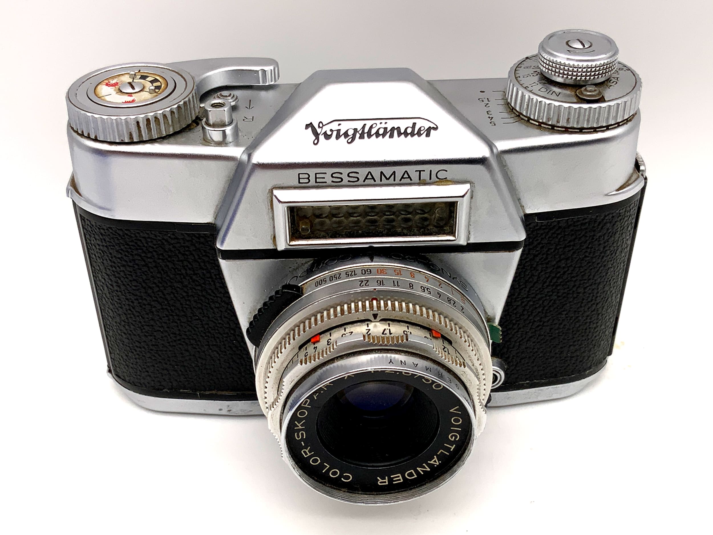 Voigtländer Bessamatic 35mm SLR mit Color-Skopar X 1:2.8/50 Synchro Compur Body
