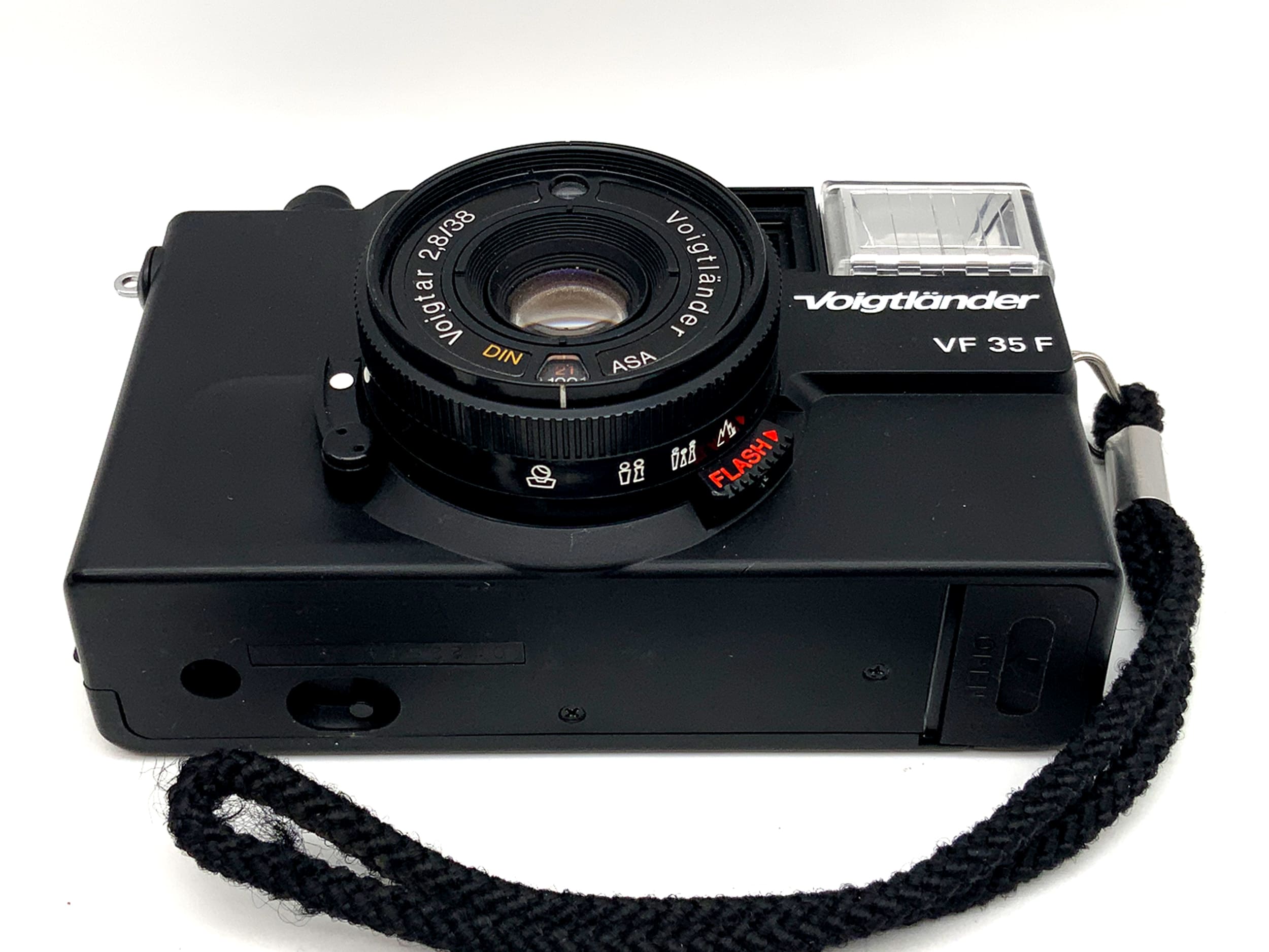 Voigtländer VF 35 F Sucherkamera mit Voigtar 2.8/38 Analogkamera