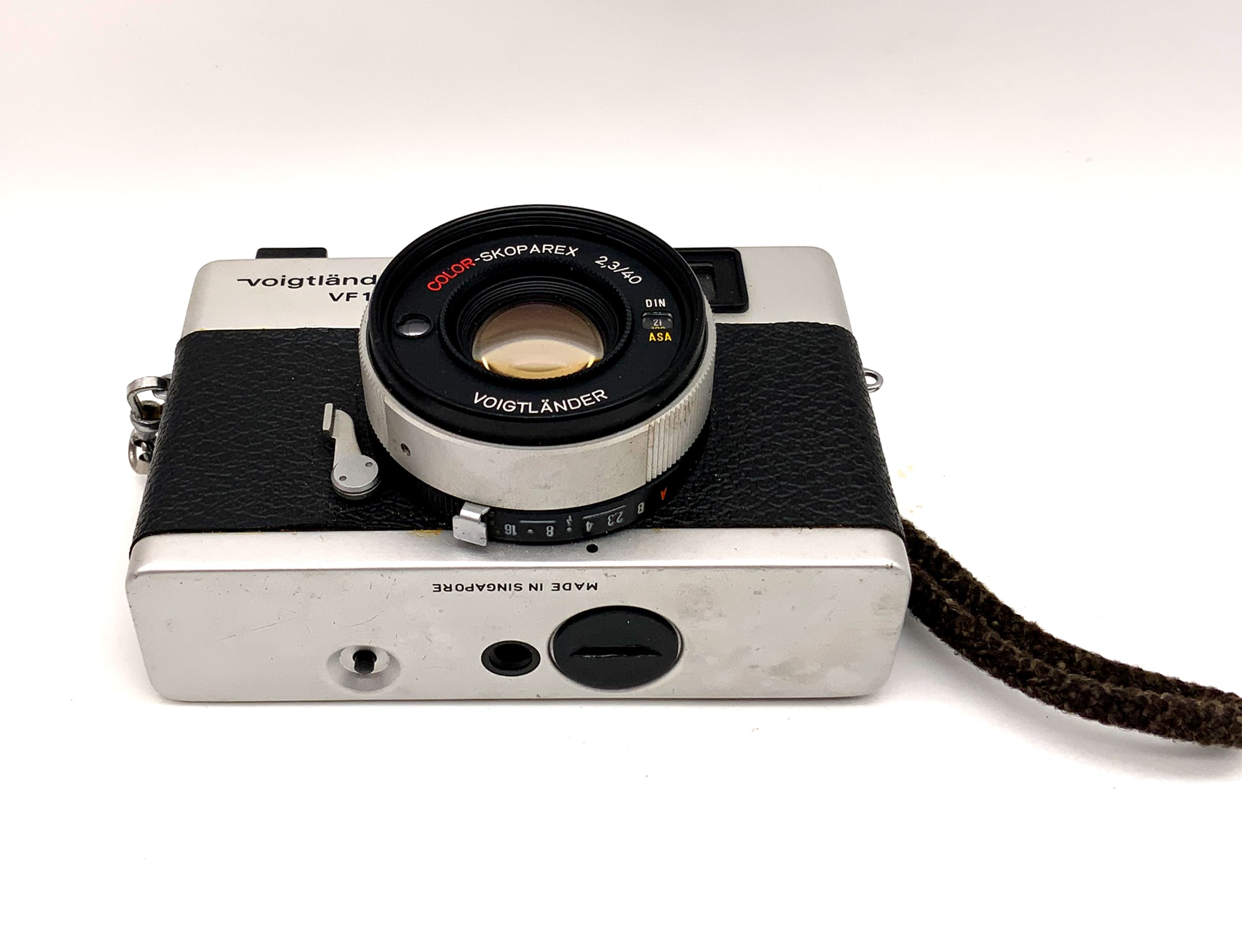 Voigtländer VF135 Sucherkamera mit Color-Skoparex 2.3/40 Analogkamera