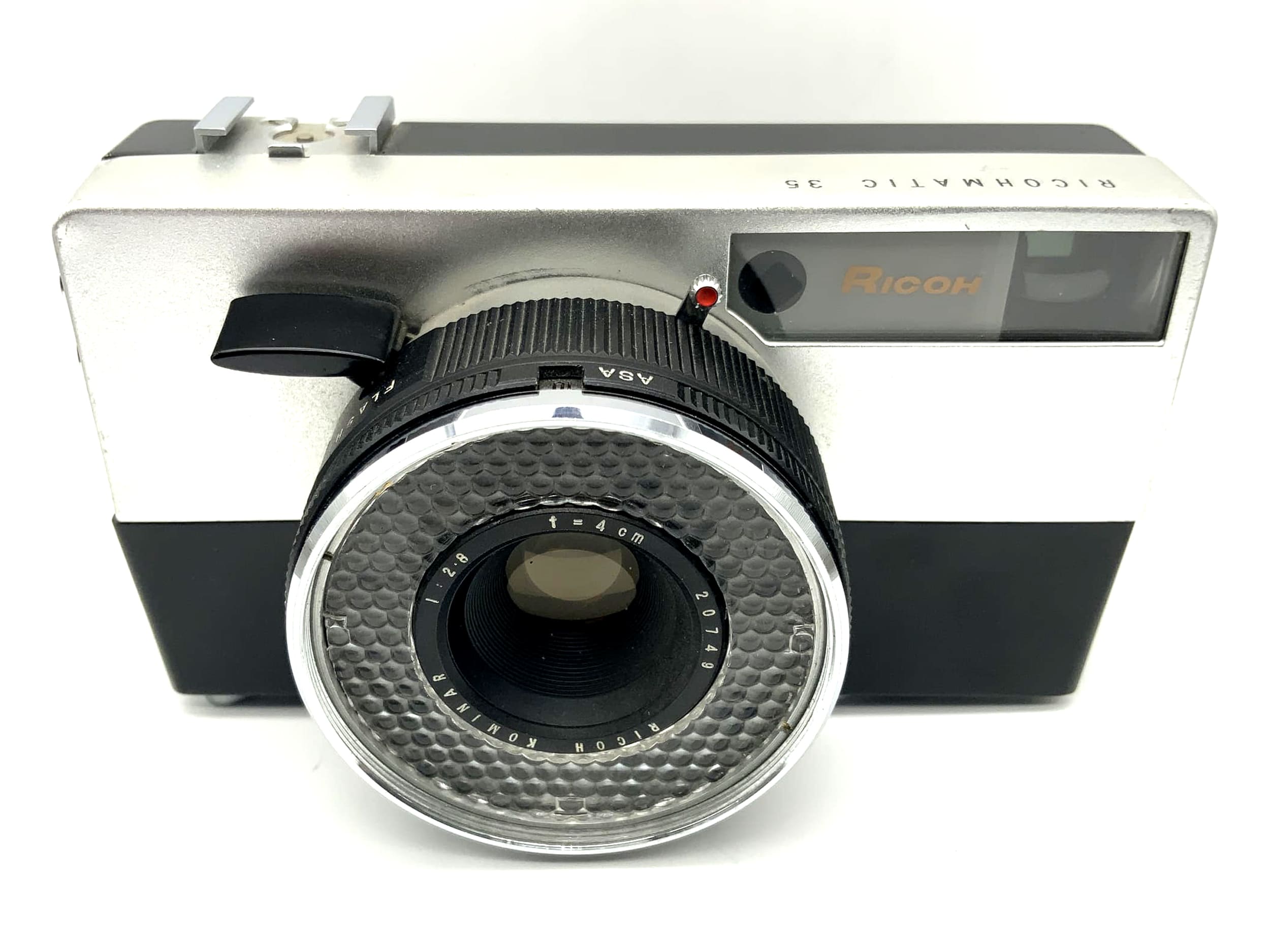 Ricoh Ricohmatic 35 Sucherkamera mit Kominar 1:2.8 f=4cm