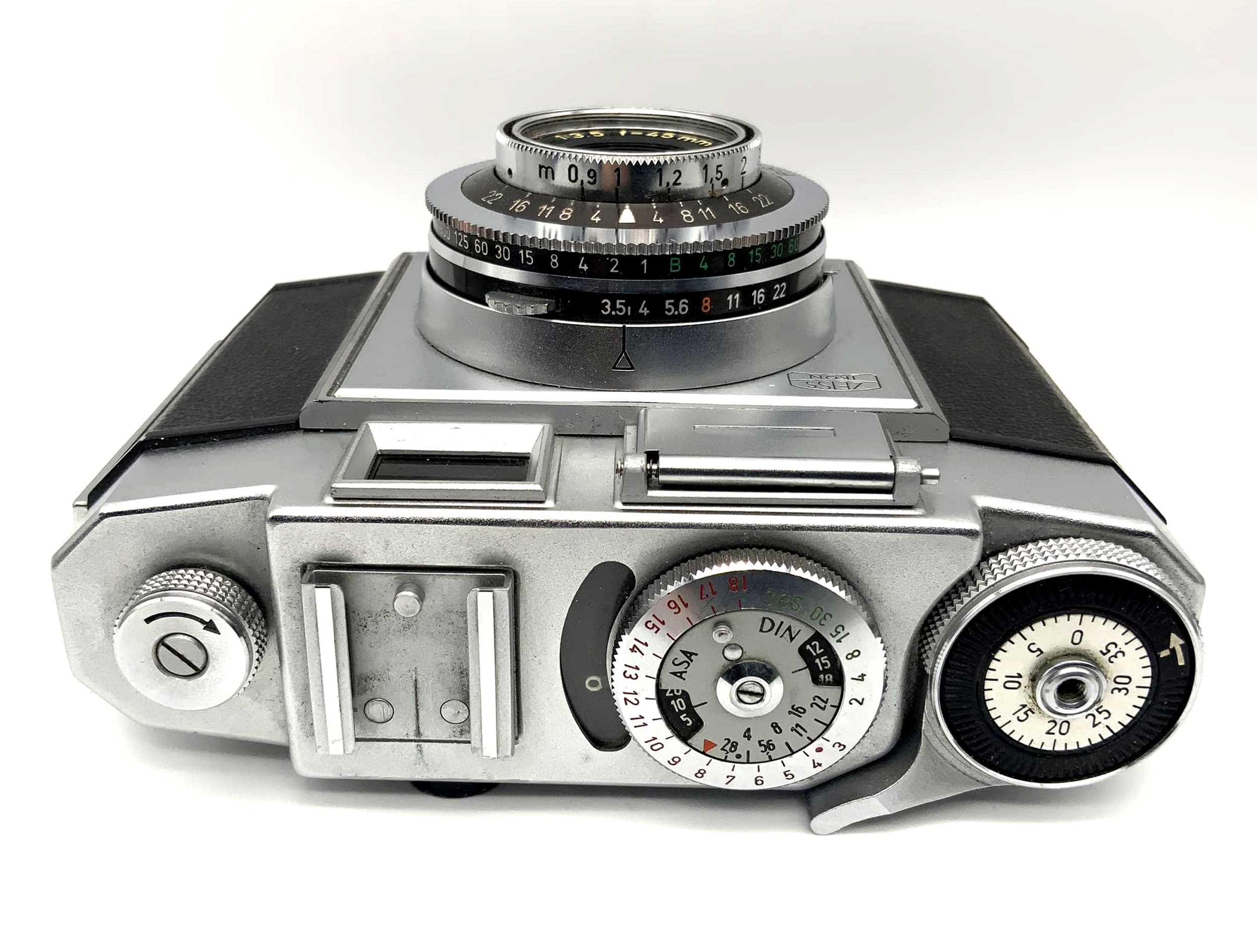 Zeiss Ikon Contina Sucherkamera Novar-Anastigmat 1:3.5 f=45mm 527/24 Prontor-SVS