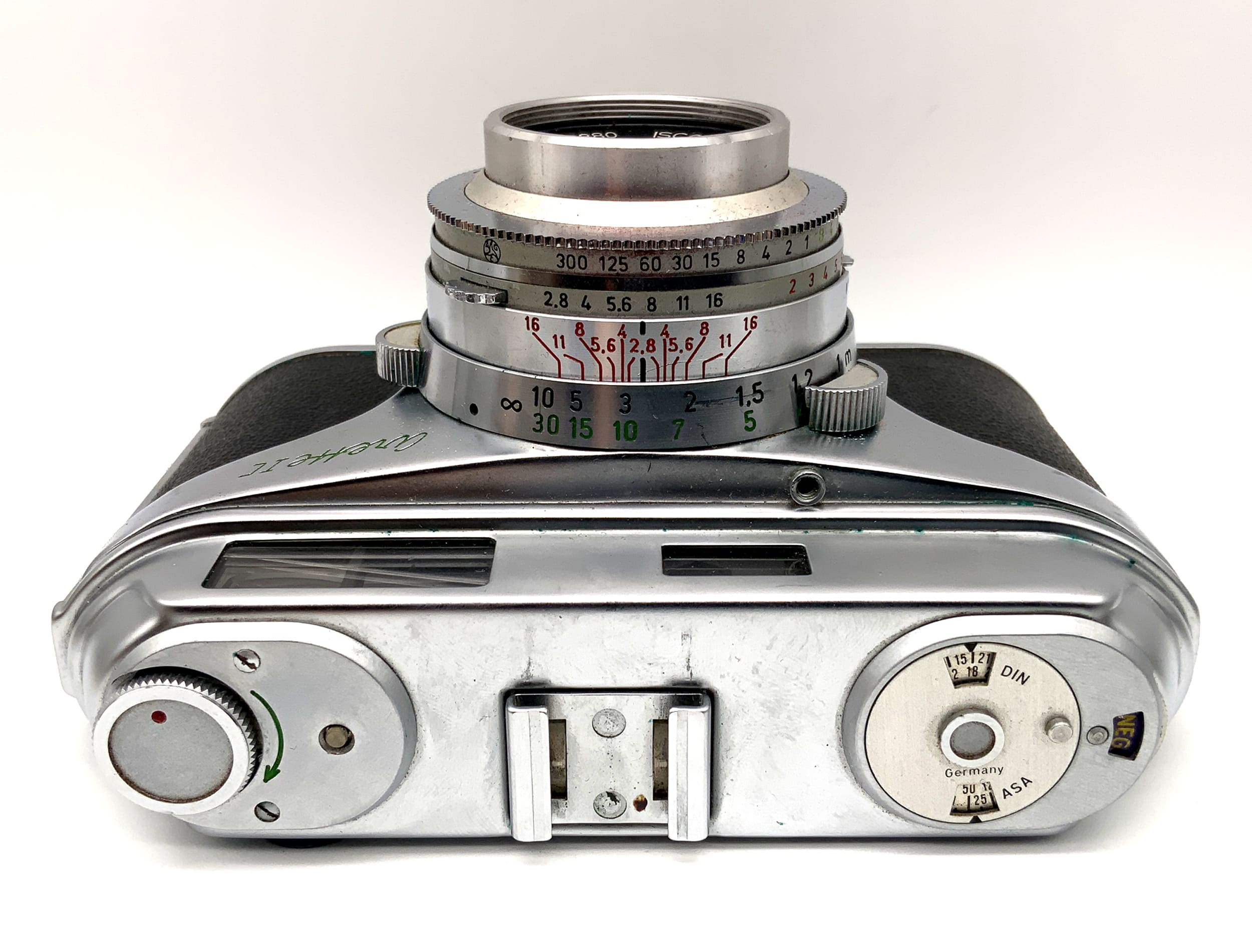 AkA Arette I C Sucherkamera mit Isconar 1:2.8/50 Prontor-SVS Analogkamera