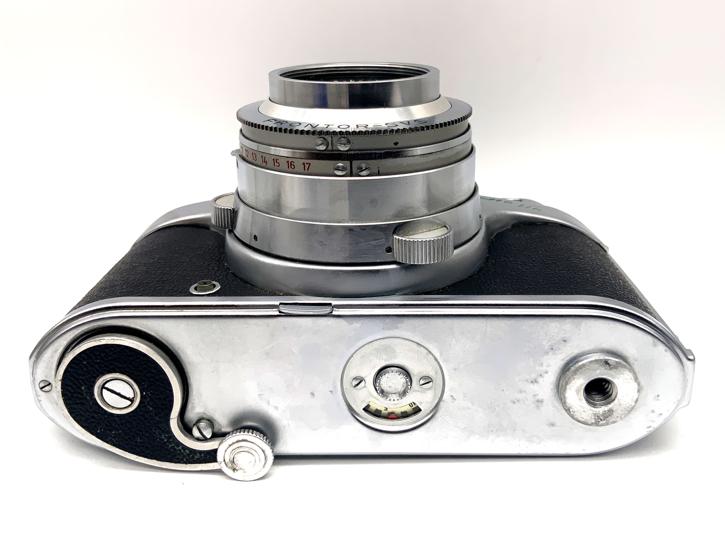 AkA Arette DN Sucherkamera mit Xenar 1:2.8/50 Prontor-SVS Analogkamera