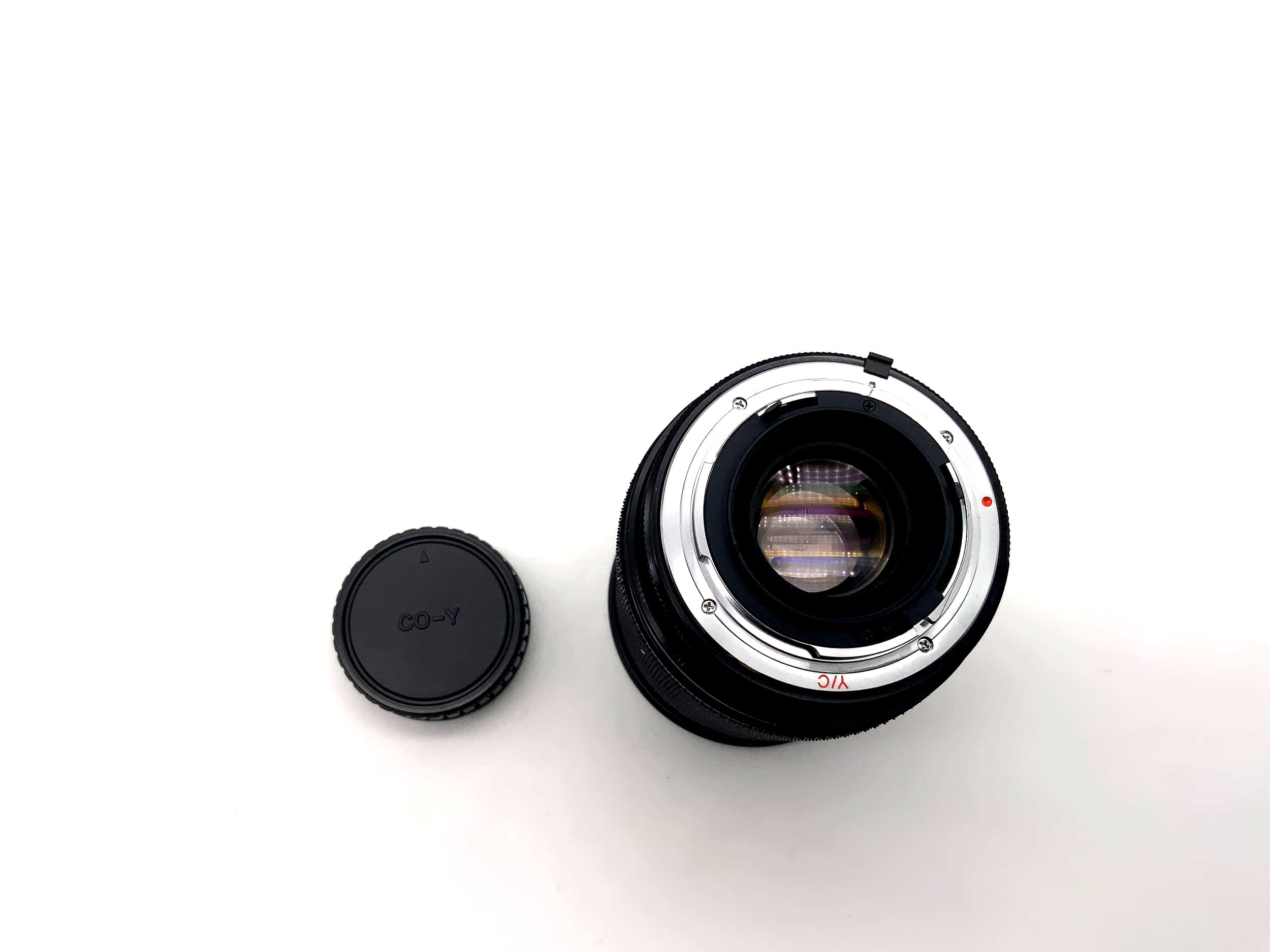 Soligor 1:3,5-5,3 28-200mm Objektiv One Touch C/D Macro Lens (Yashica/Contax)