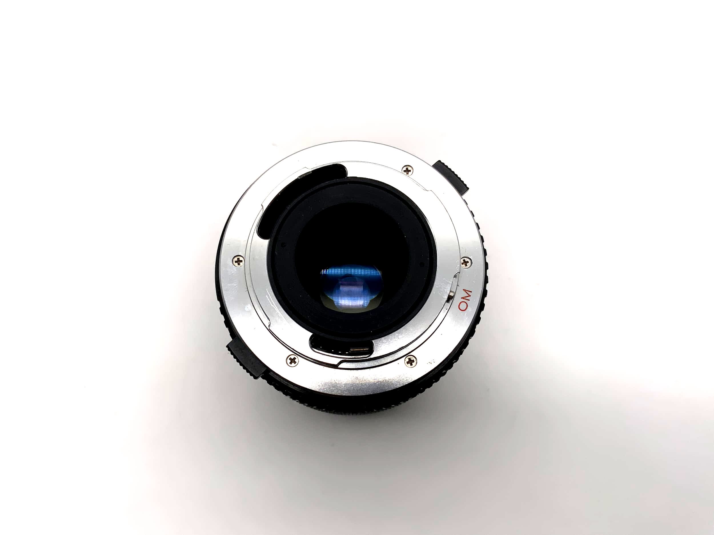 Soligor 1:3.3-4.5 28-80mm Objektiv C/D Zoom+Macro MC Kamera Lens (Olympus OM)