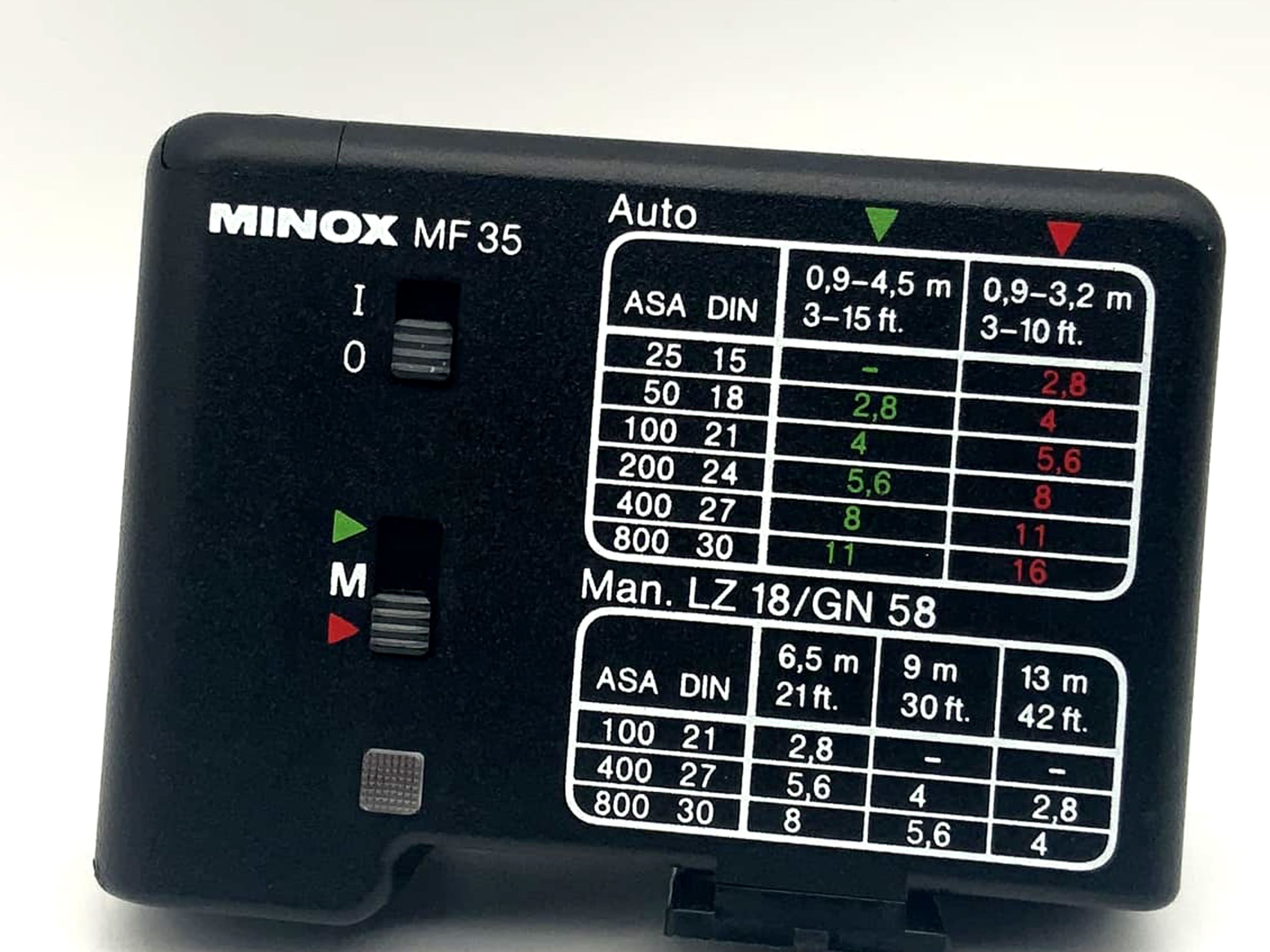 Minox MF 35 Kamera Blitz Blitzgerät Aufsteckblitz Flash Licht