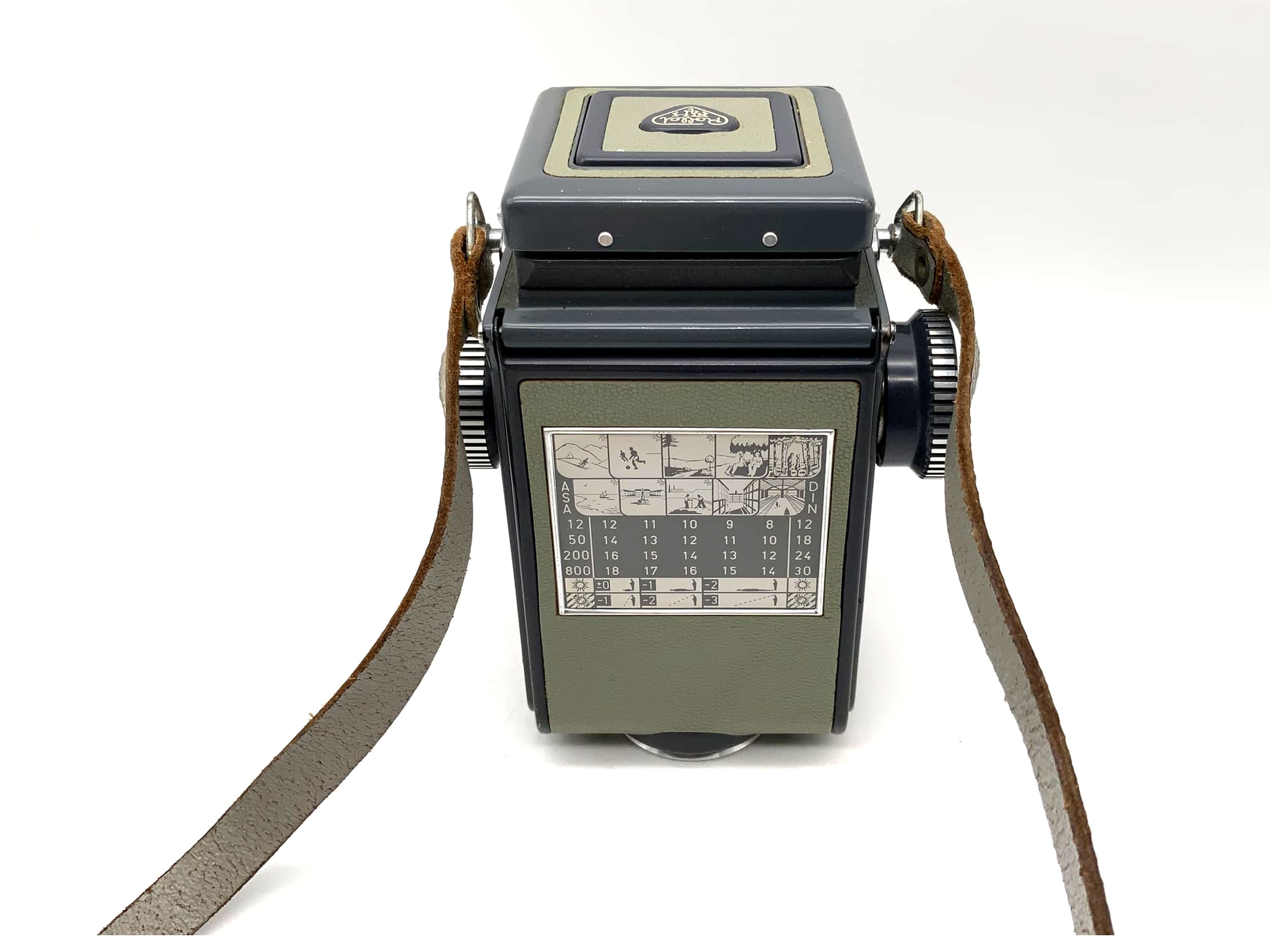 Rollei Rolleiflex Baby TLR mit Xenar 1:3.5/60 4x4 F&H Synchro Compur mit Tasche