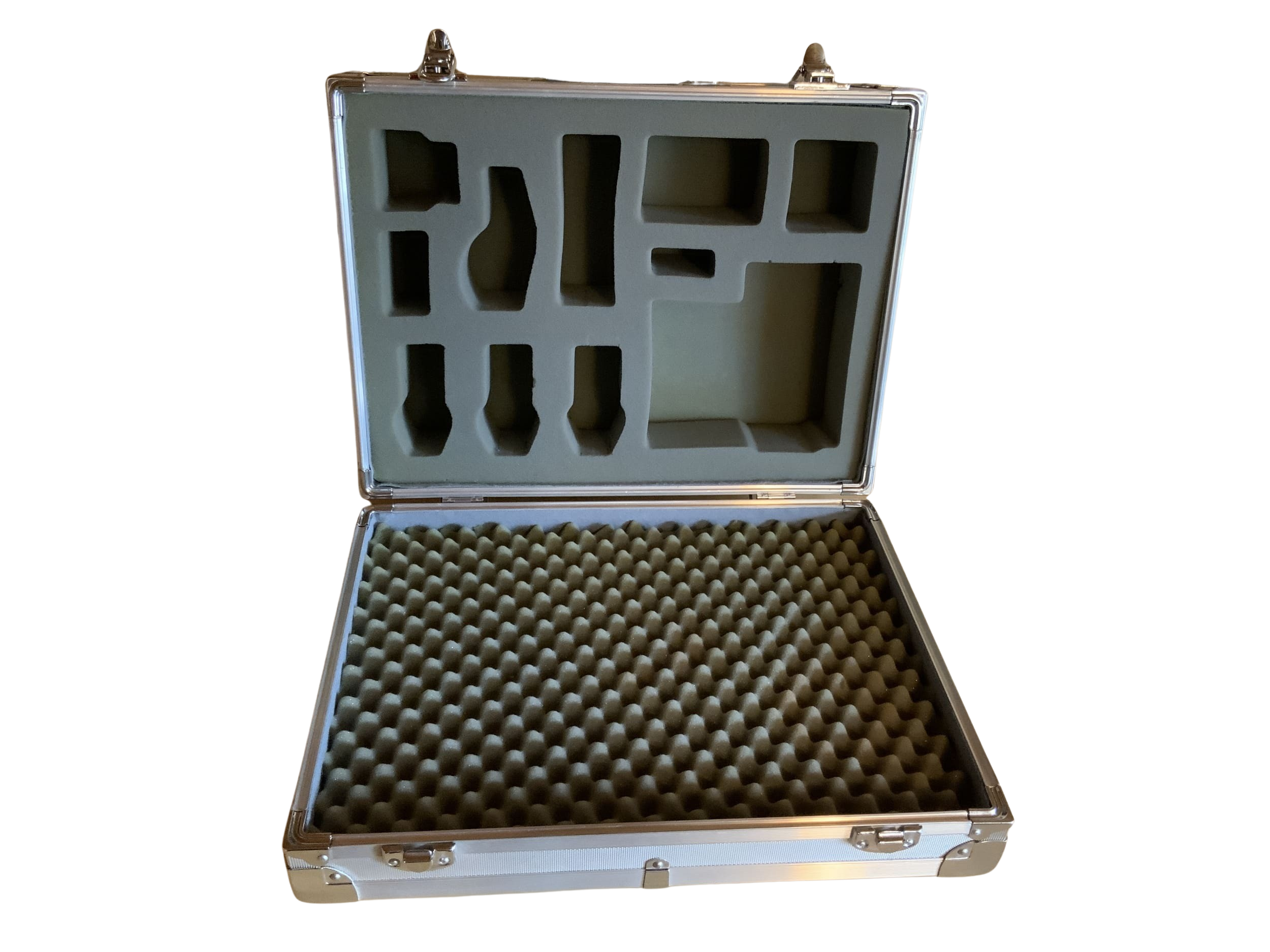 Mamiya Kamera Koffer silber Alokoffer für Fotoausrüstung ca. 44x10x33cm