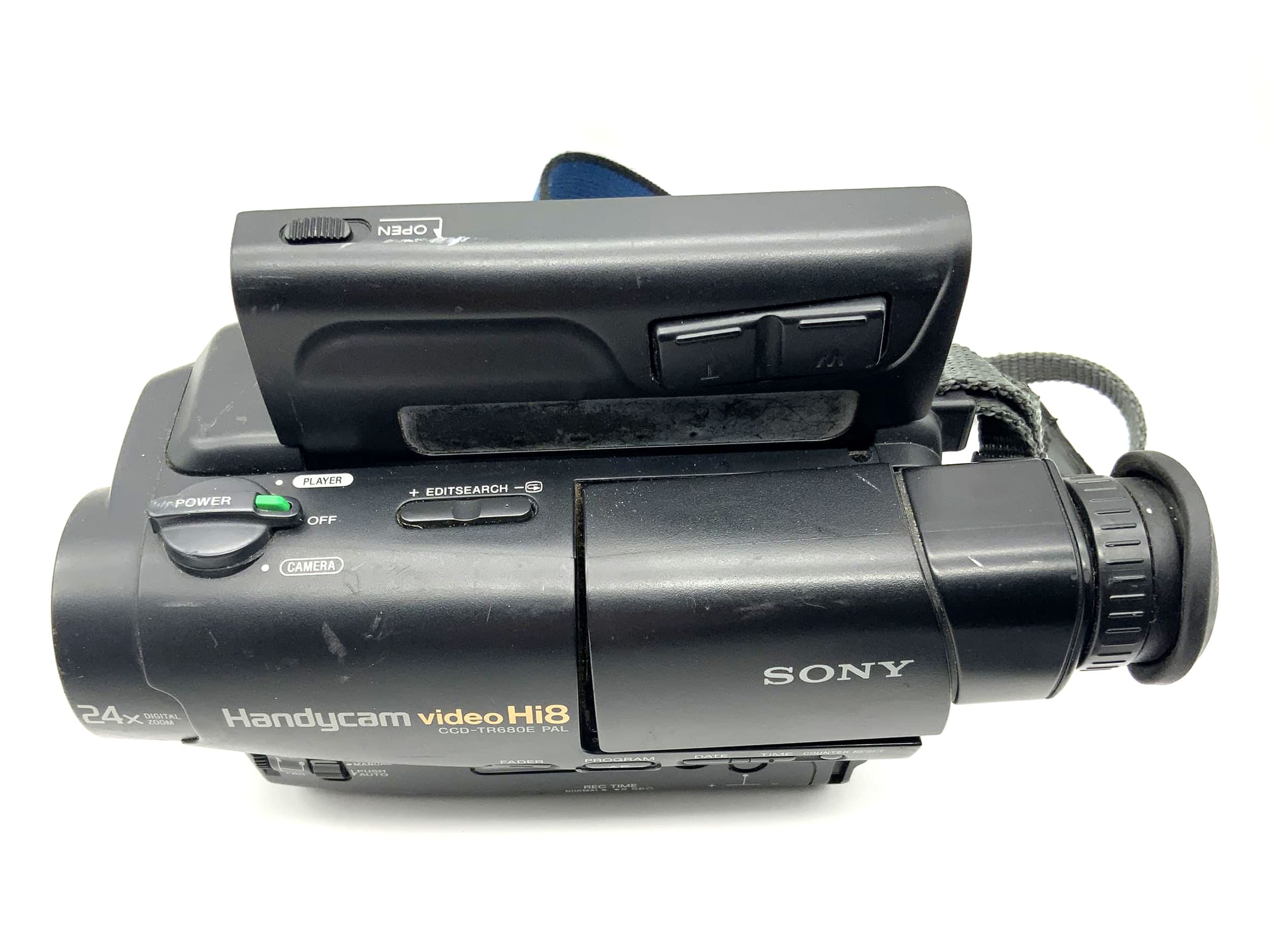 Sony Handycam video Hi8 CCD-TR680E PAL Camcorder Videokamera mit Akku