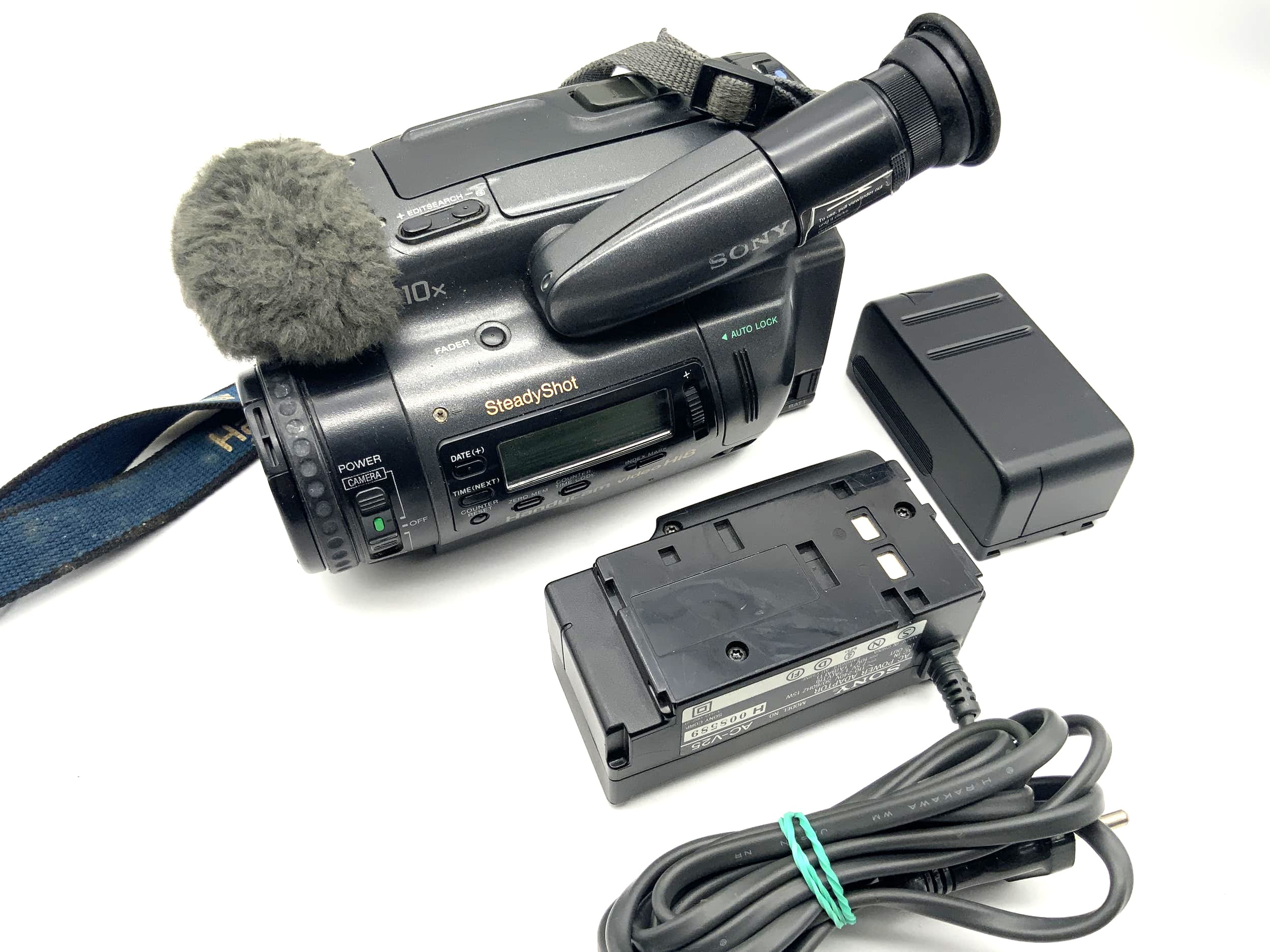 Sony Handycam video Hi8 CCD-TR2000E Camcorder Videokamera mit Akku