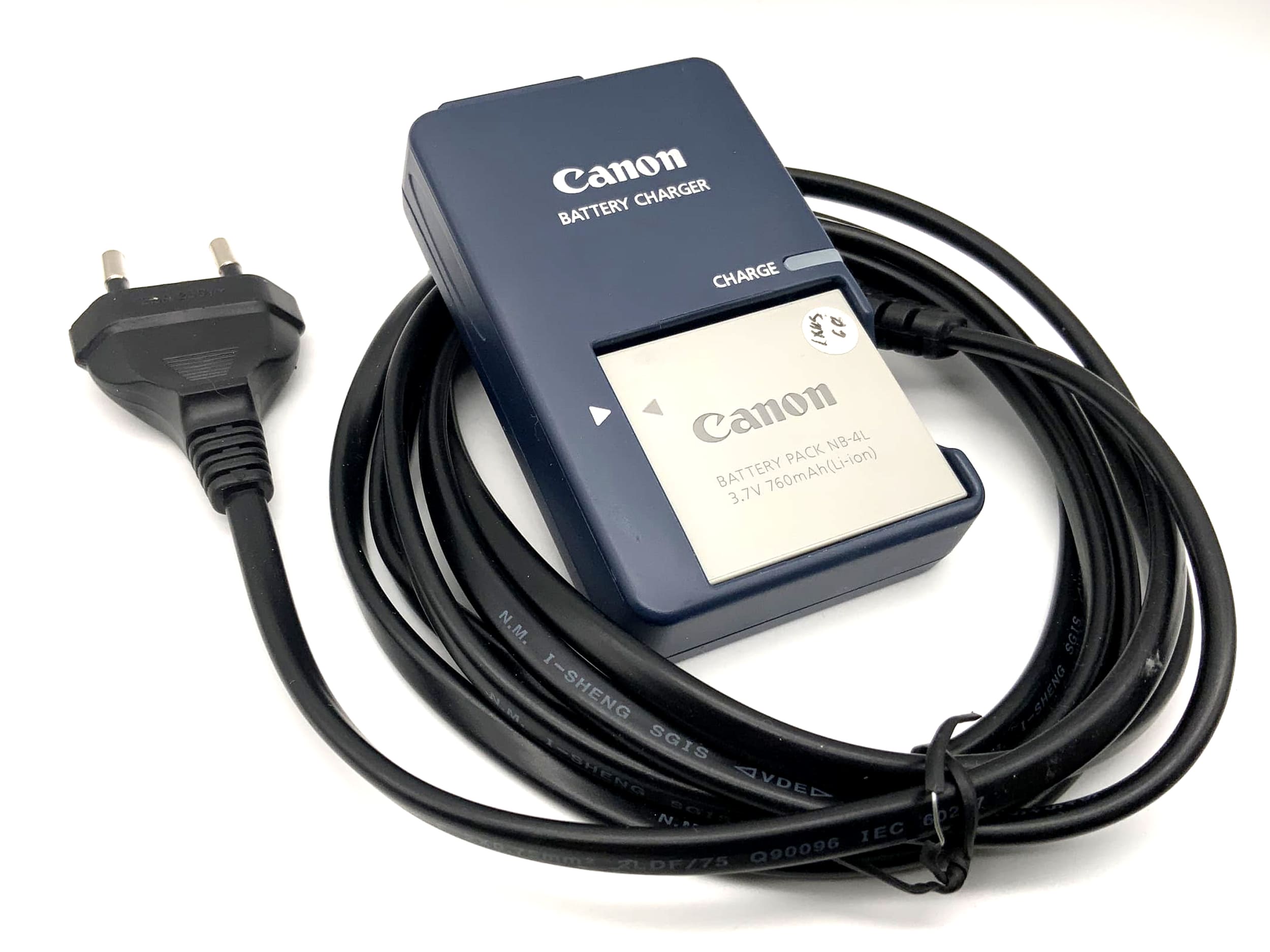 Canon IXUS 60 Digitalkamera mit Zoom Lens 5.8-17.4mm 1:2.8-4.9 6.0 Mega Pixels