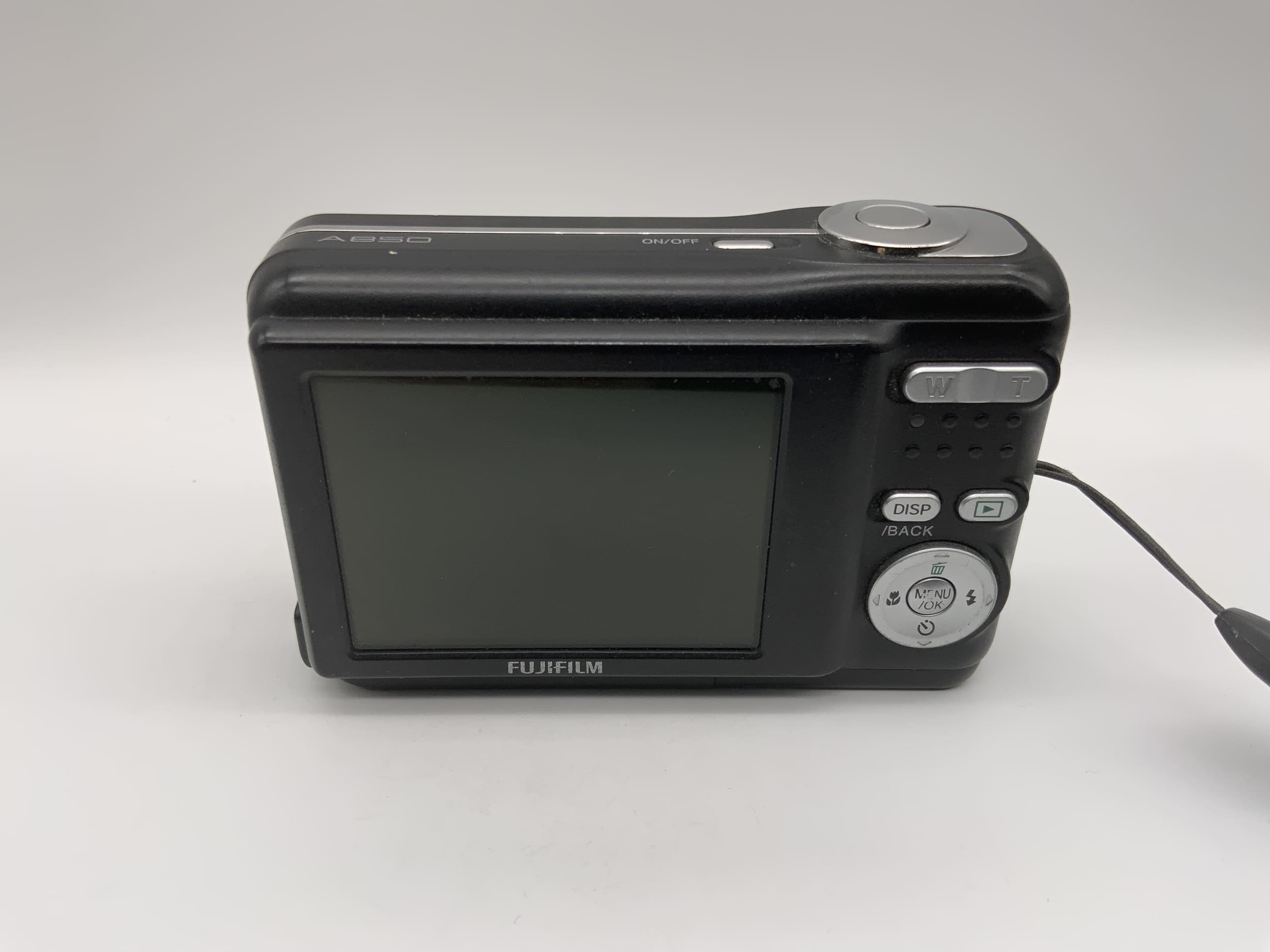 Fujifilm A850 mit Fujinon Zoom Lens 3x f=6.1-18.3mm 1:2.8-4.9 8.1 Mega Pixels