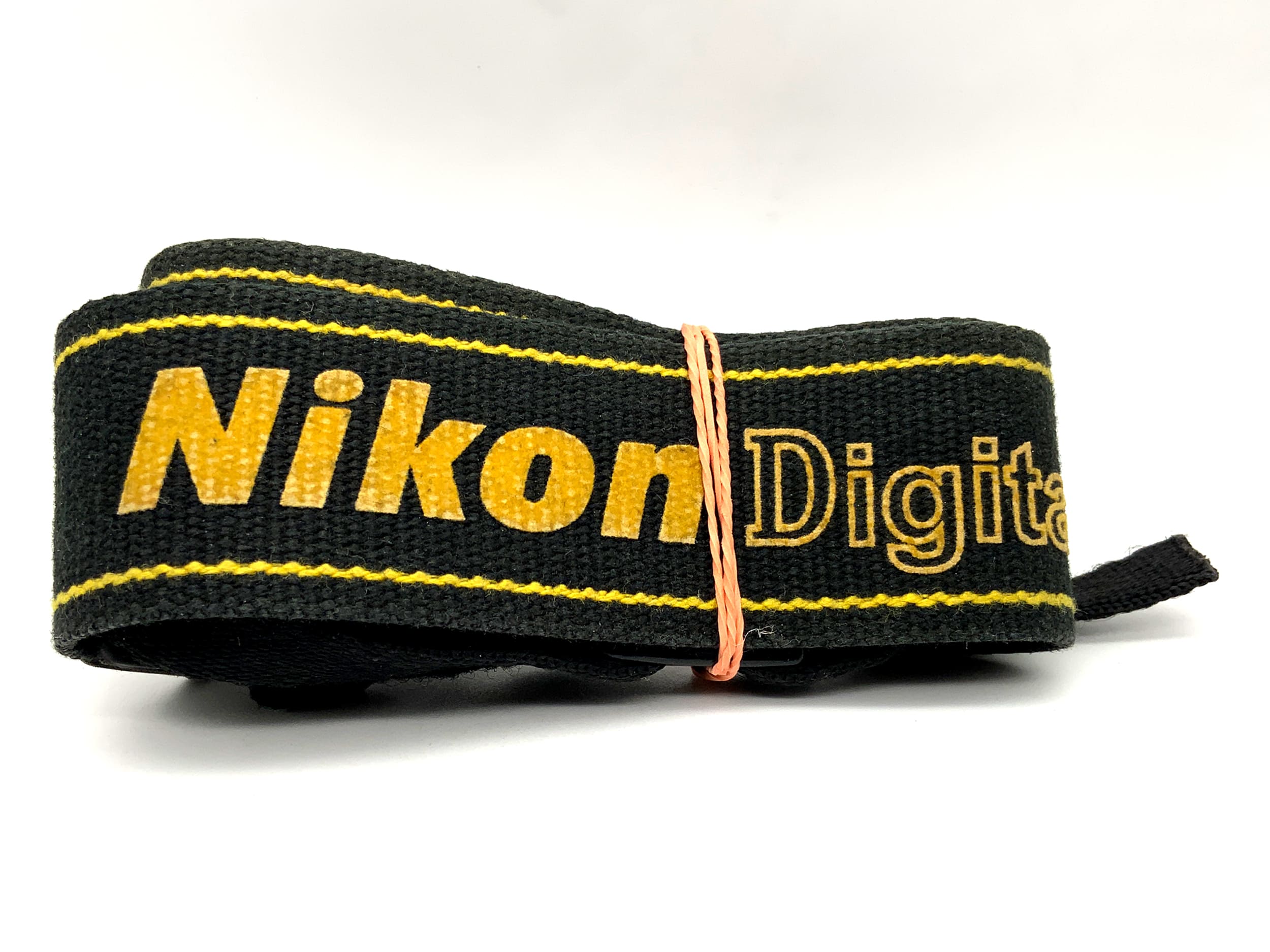 Nikon Digital Nikkor Gurt schwarz/gelb Hals Schultergurt Kameragurt Neck Strap
