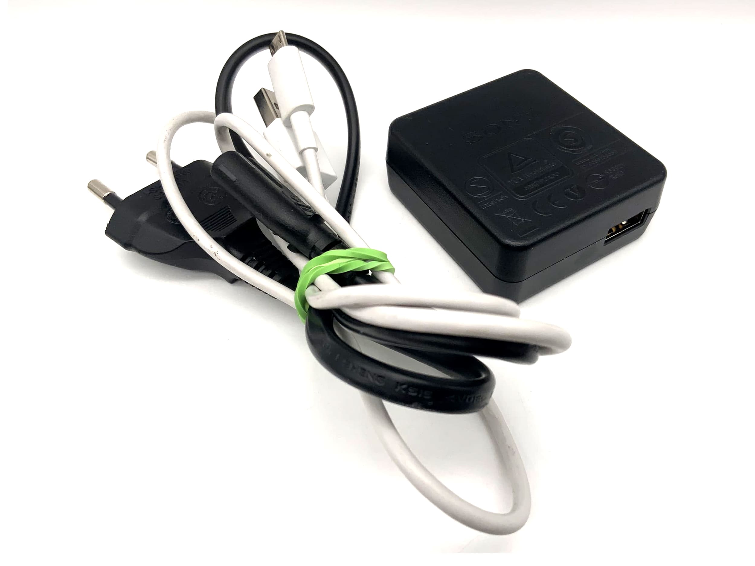 Sony Cyber Shot DSC-WX500 mit Zeiss Vario-Sonnar red T* 3.5-6.4 / 4.1-123 18.2MP