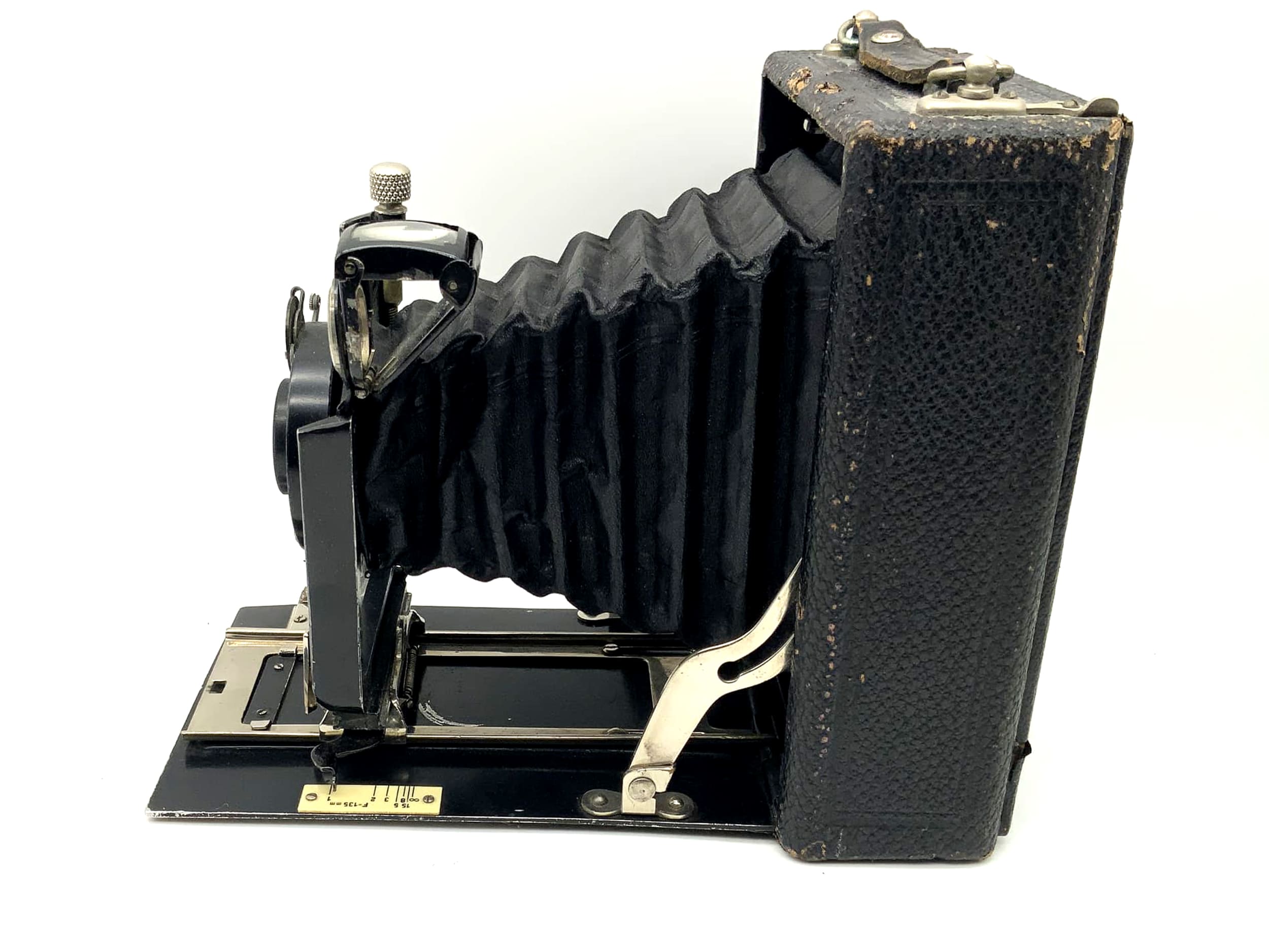 Plattenkamera mit Melior Anastigmat 1:6.8 F135mm Vario Analogkamera