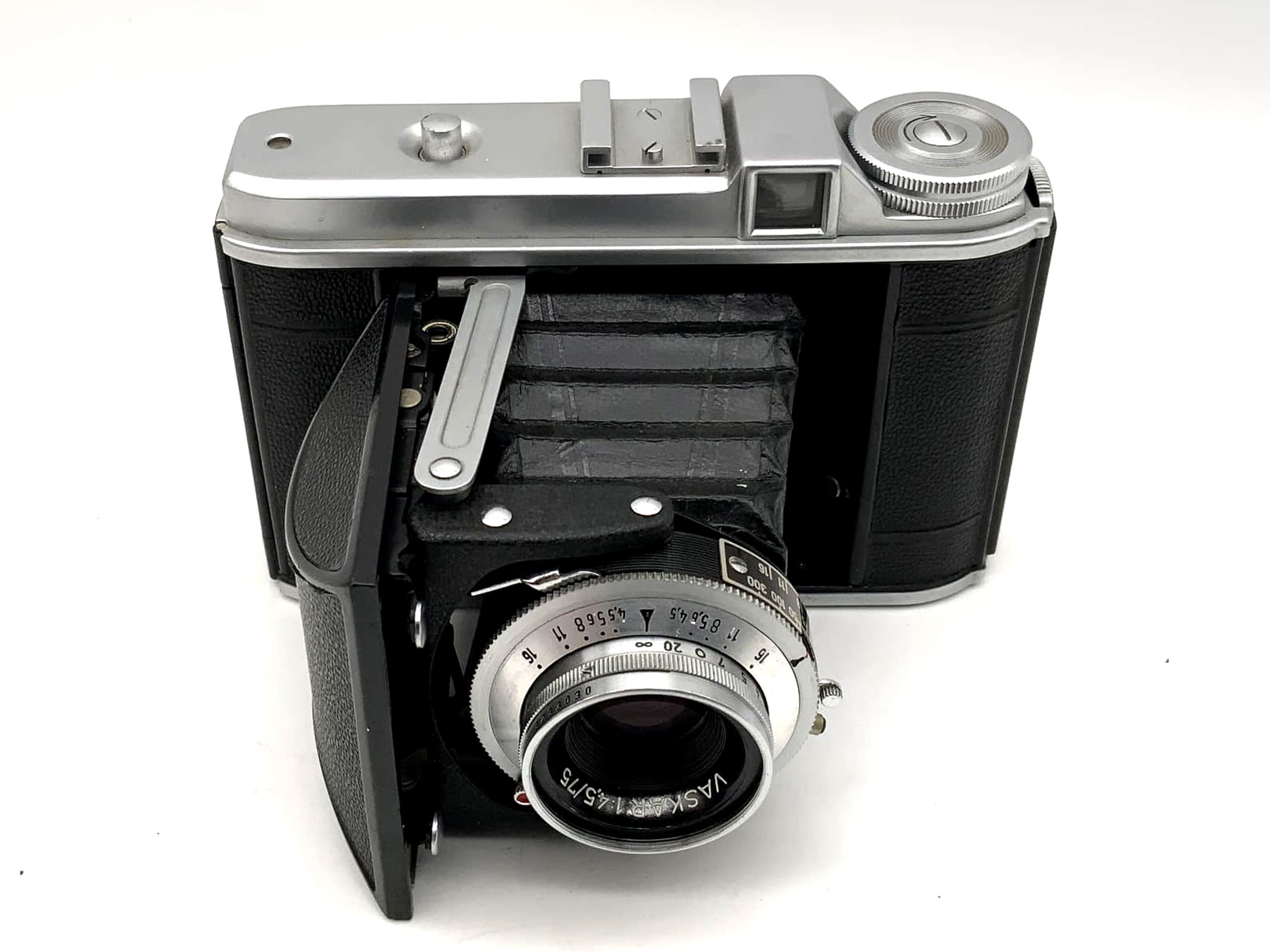 Voigtländer Perkeo I Klappkamera mit Vaskar 1:4.5/75 Prontor-S 6x6 Analogkamera